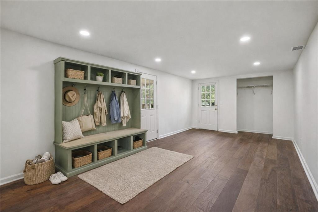 105 Inverness Approach