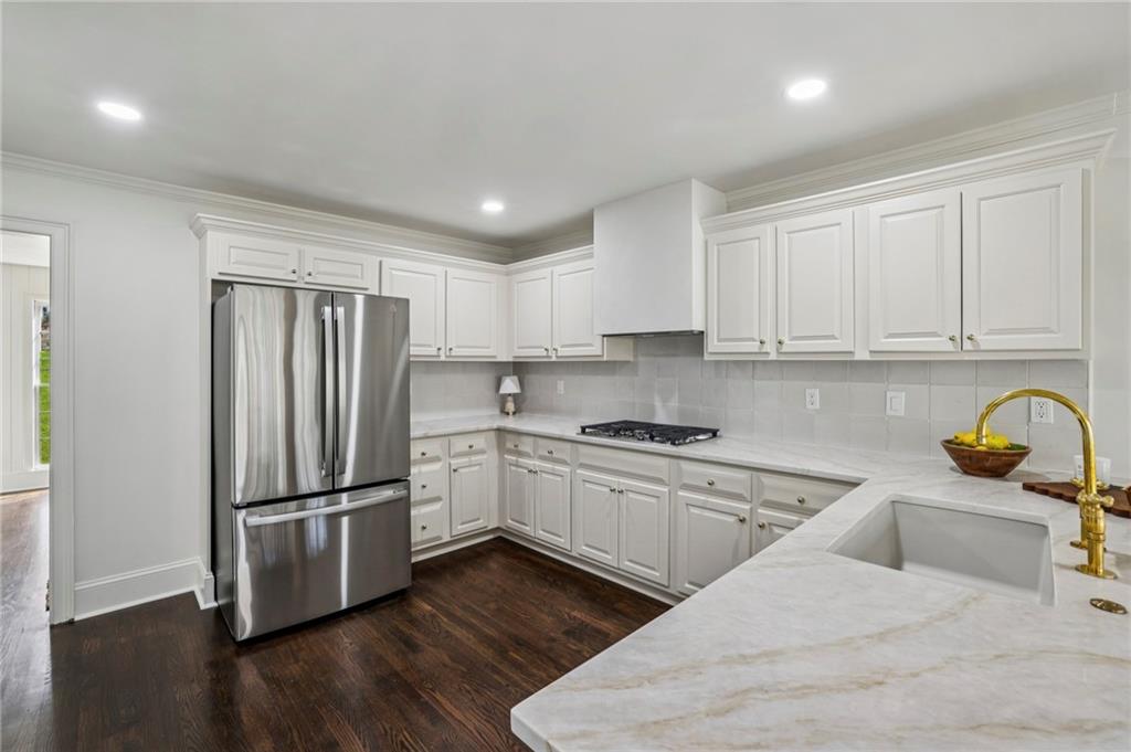 105 Inverness Approach