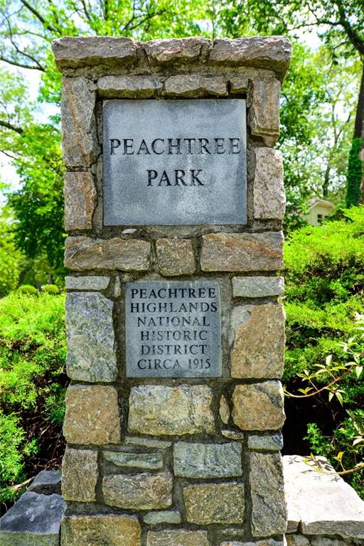 810 Martina Drive NE