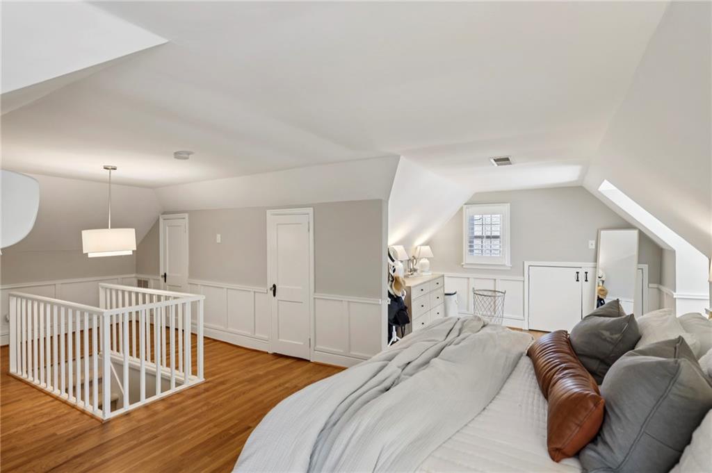 810 Martina Drive NE