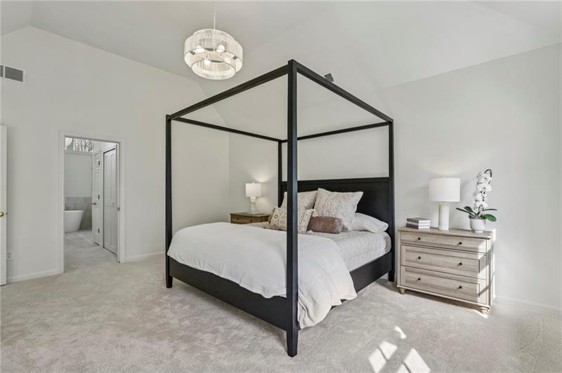 105 Inverness Approach