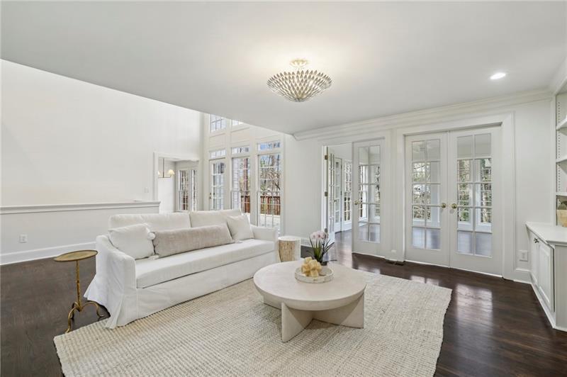 105 Inverness Approach