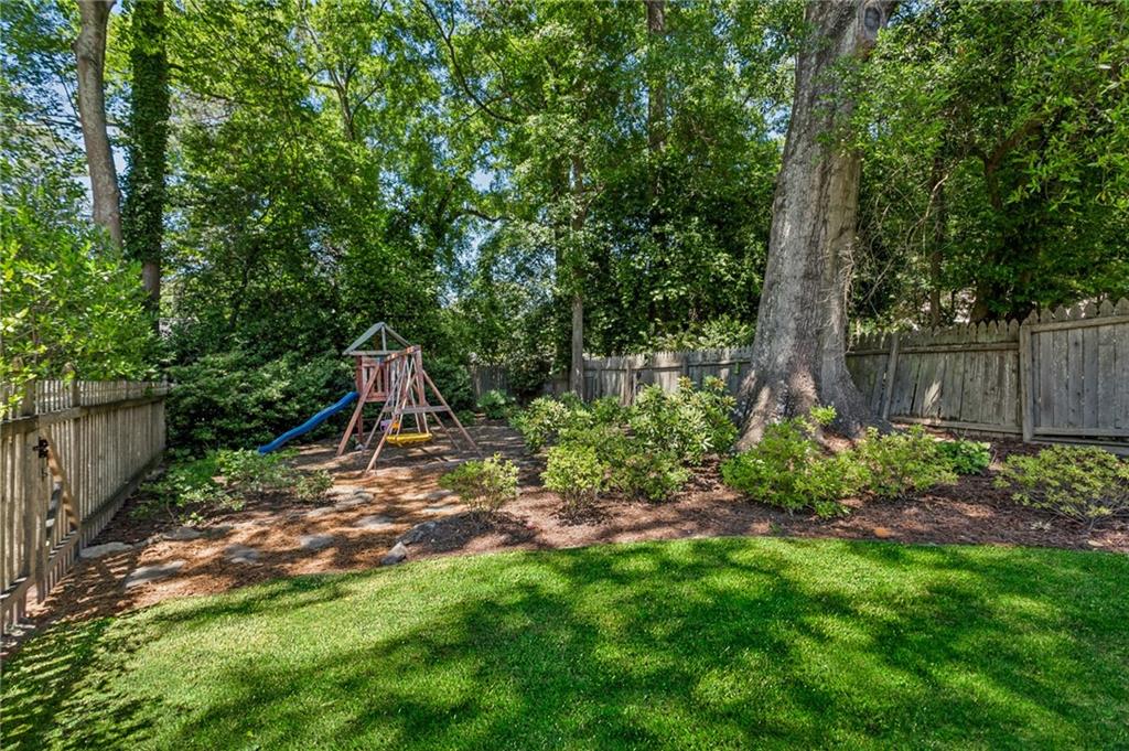 3118 Peachtree Drive NE