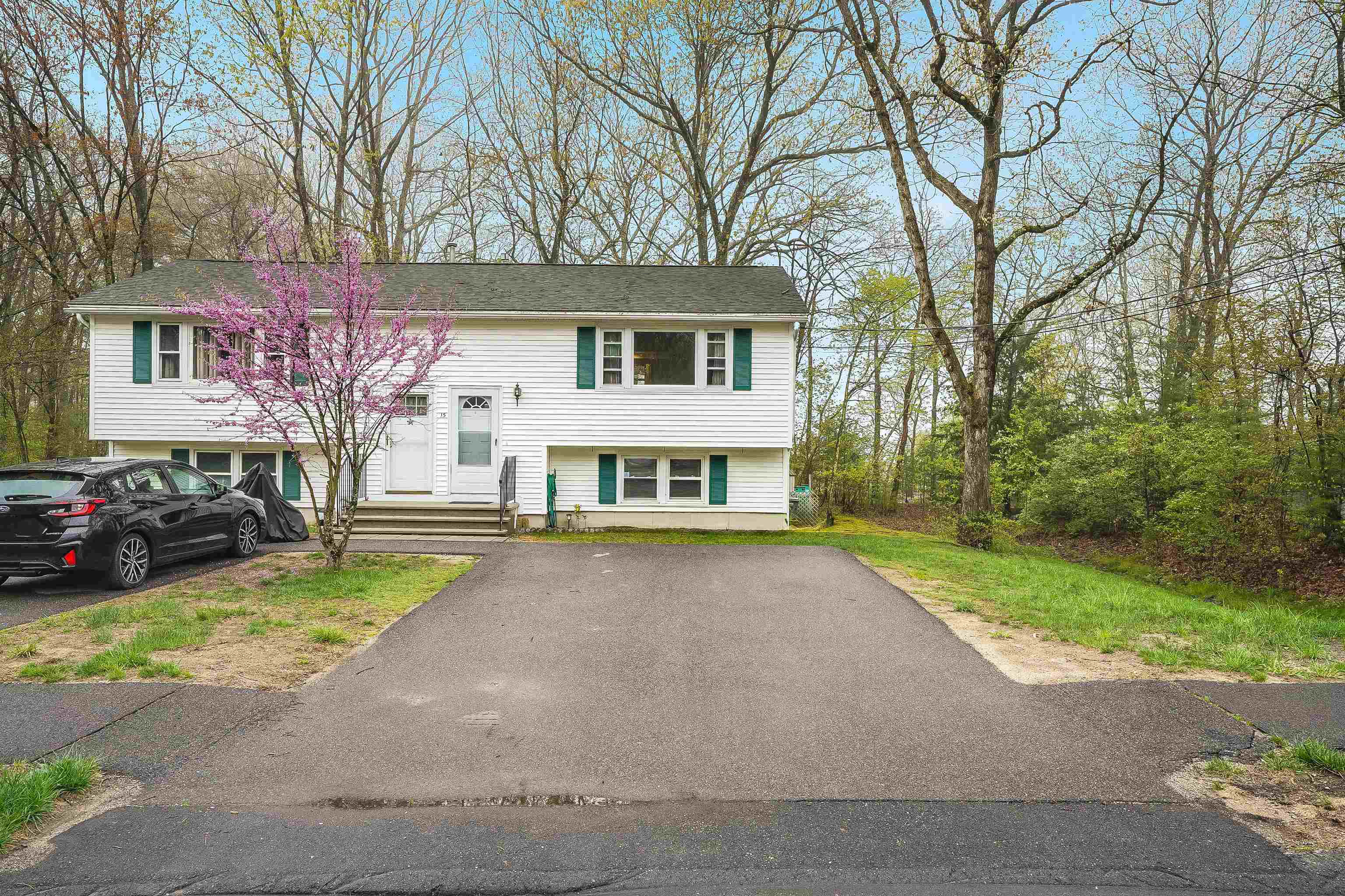 15 Derryfield Road Unit: R