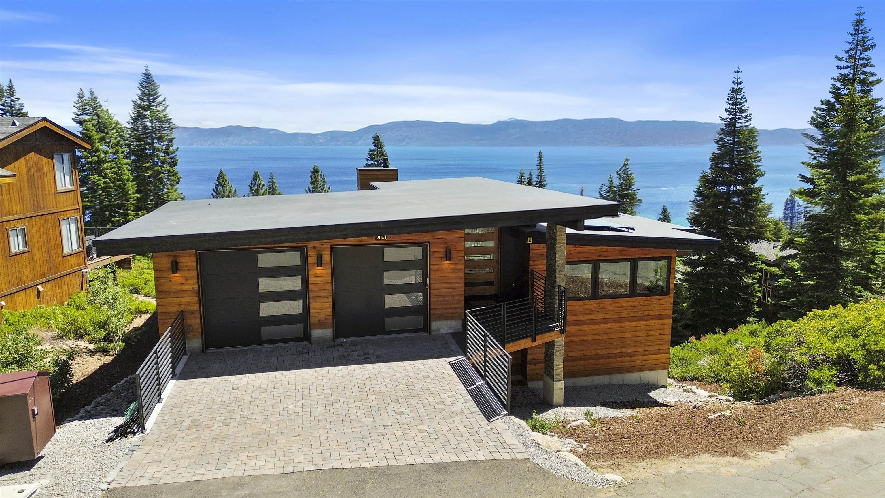 9061 Manzanita Drive