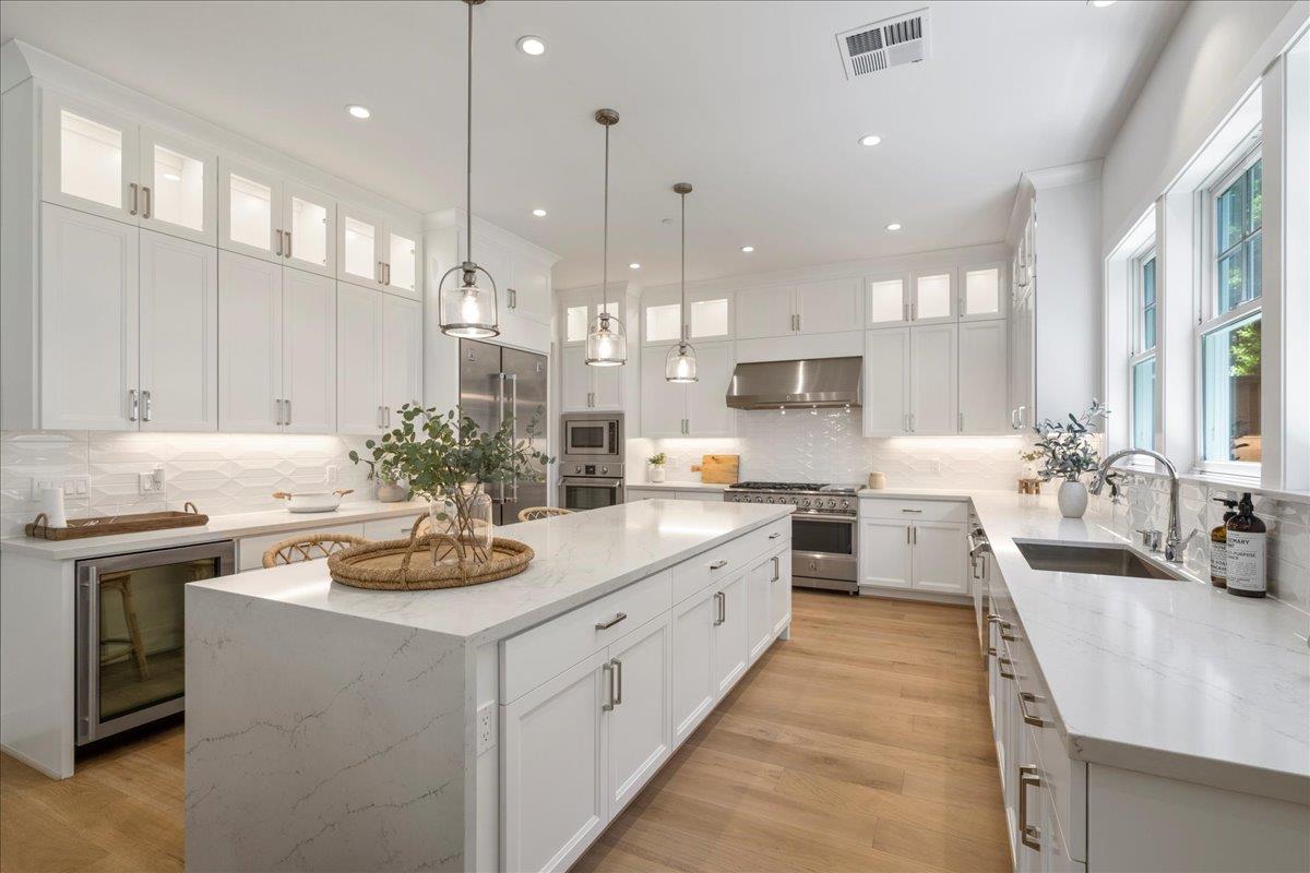 18828 Montalvo Oaks CIR
