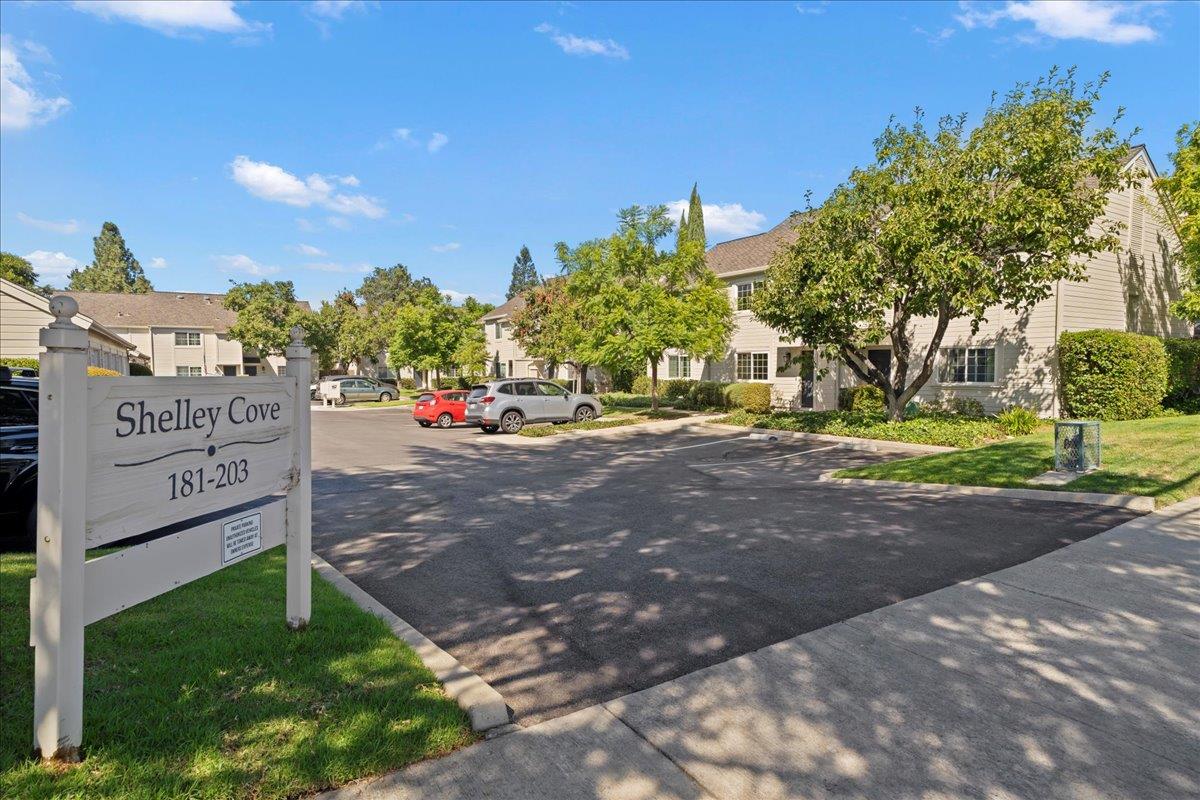 201 Shelley AVE