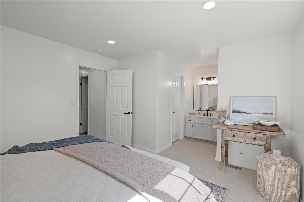 201 Shelley AVE
