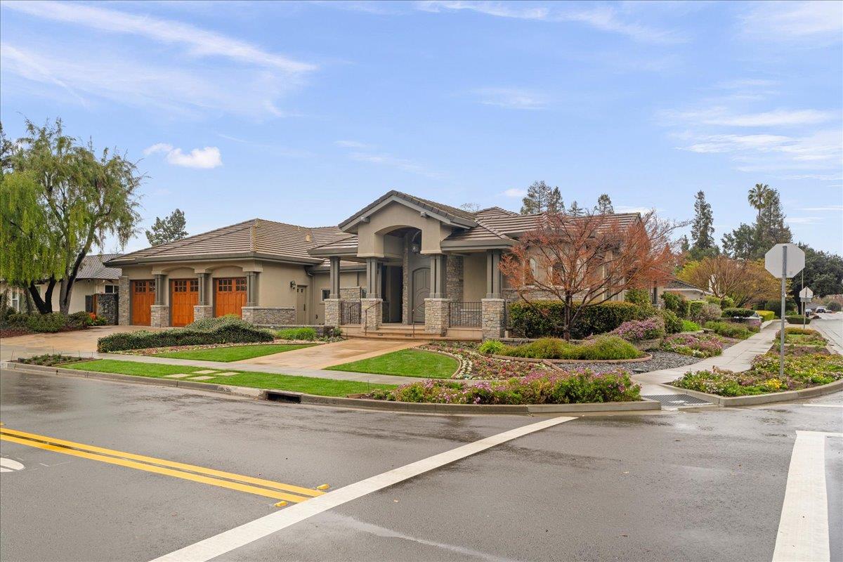 1407 Robsheal DR