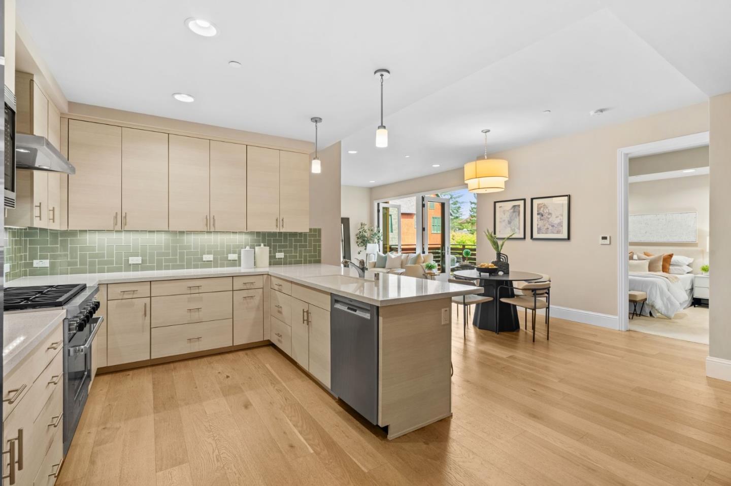 86 3rd Street 203