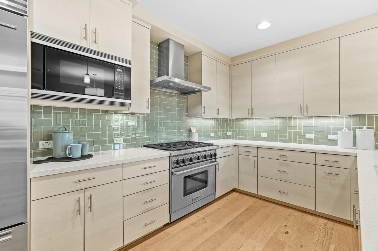 86 3rd Street 203