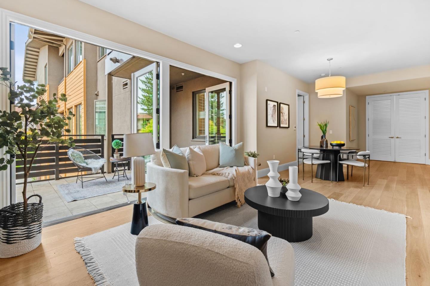 86 3rd Street 203