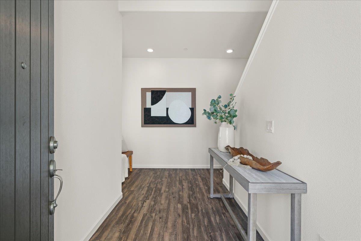 223 William Manly ST 5