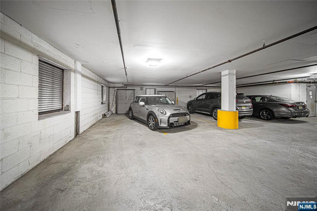 633 Palisade 6B