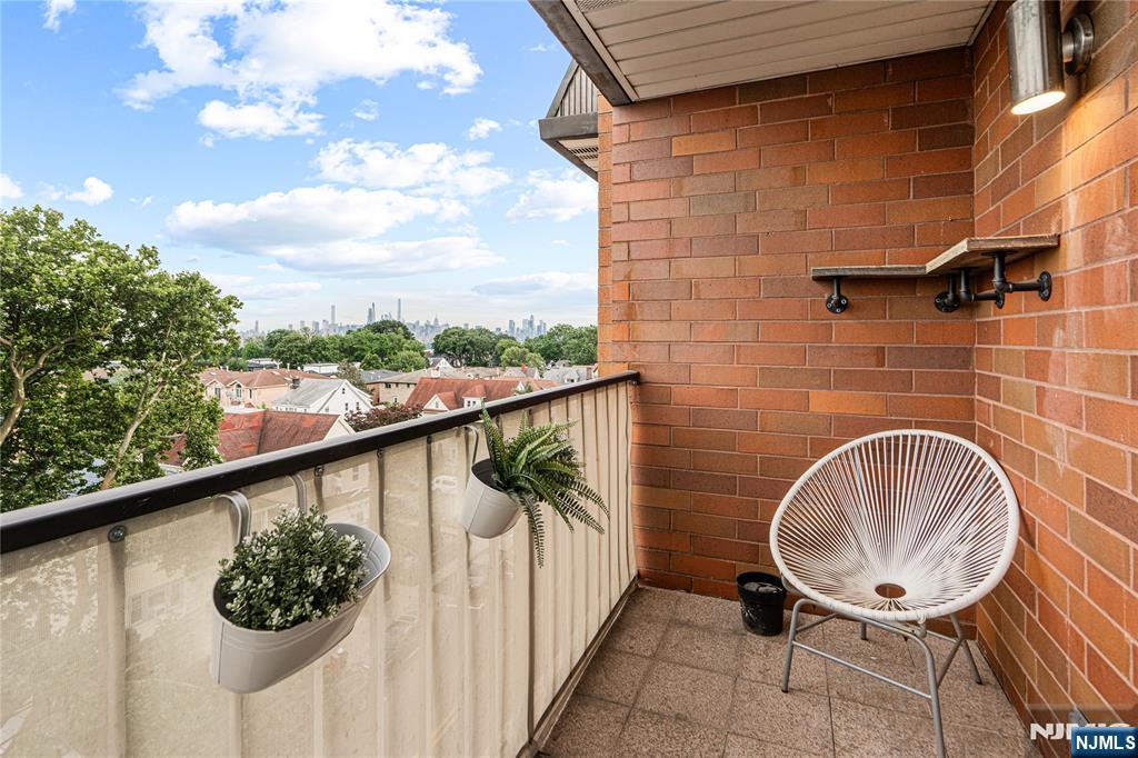 633 Palisade 6B