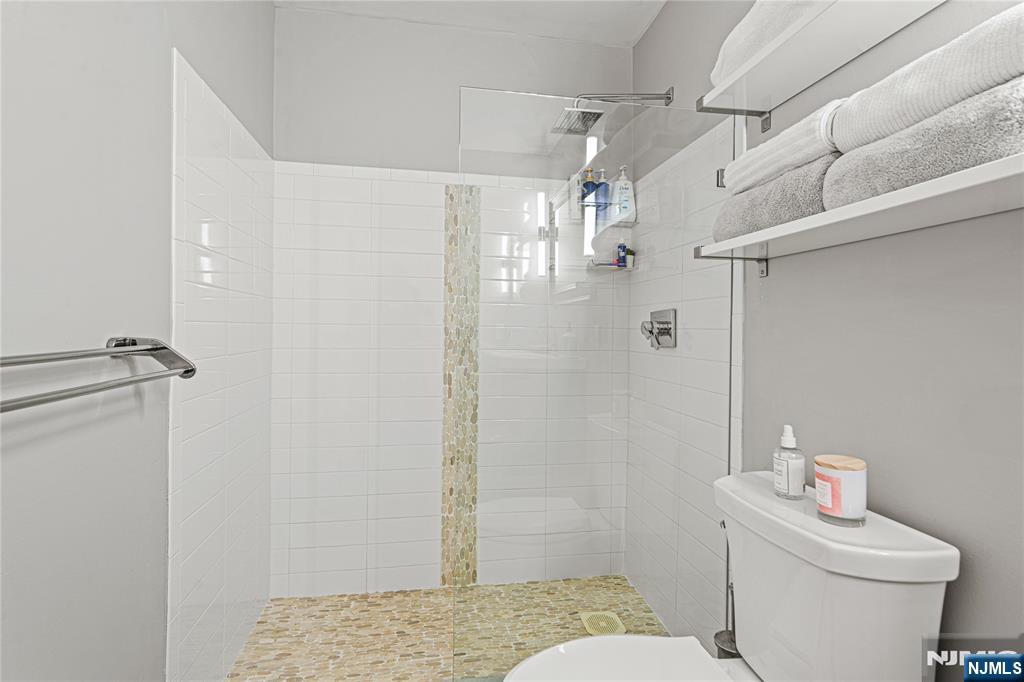 633 Palisade 6B