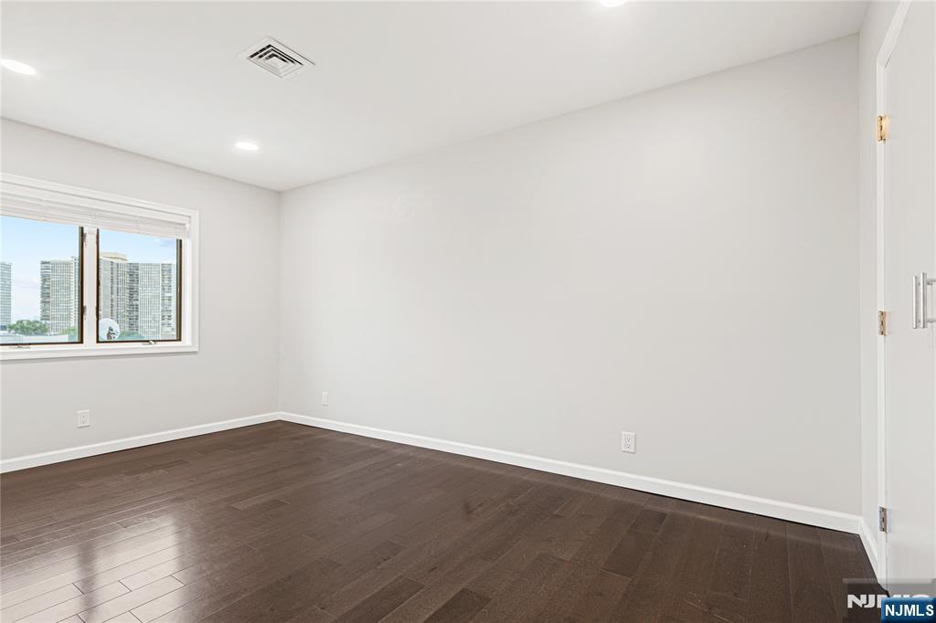 633 Palisade 6B