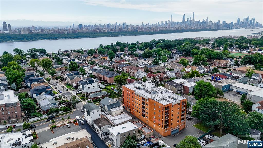 633 Palisade 6B