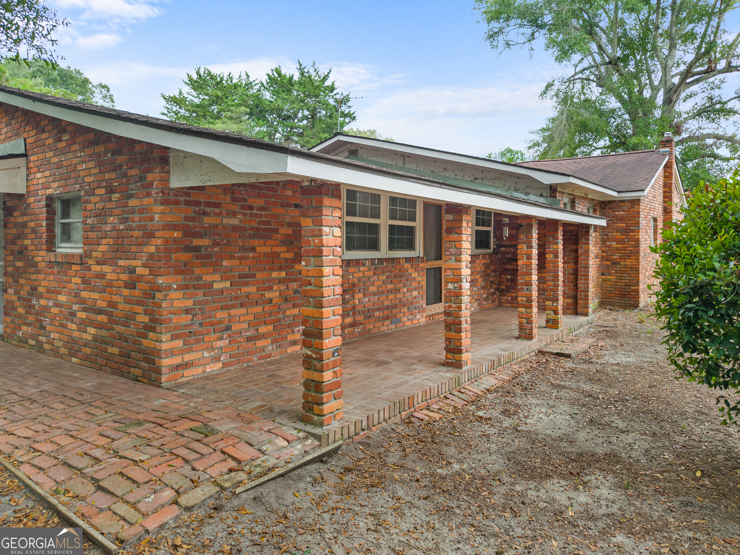 1135 N Masonic Street