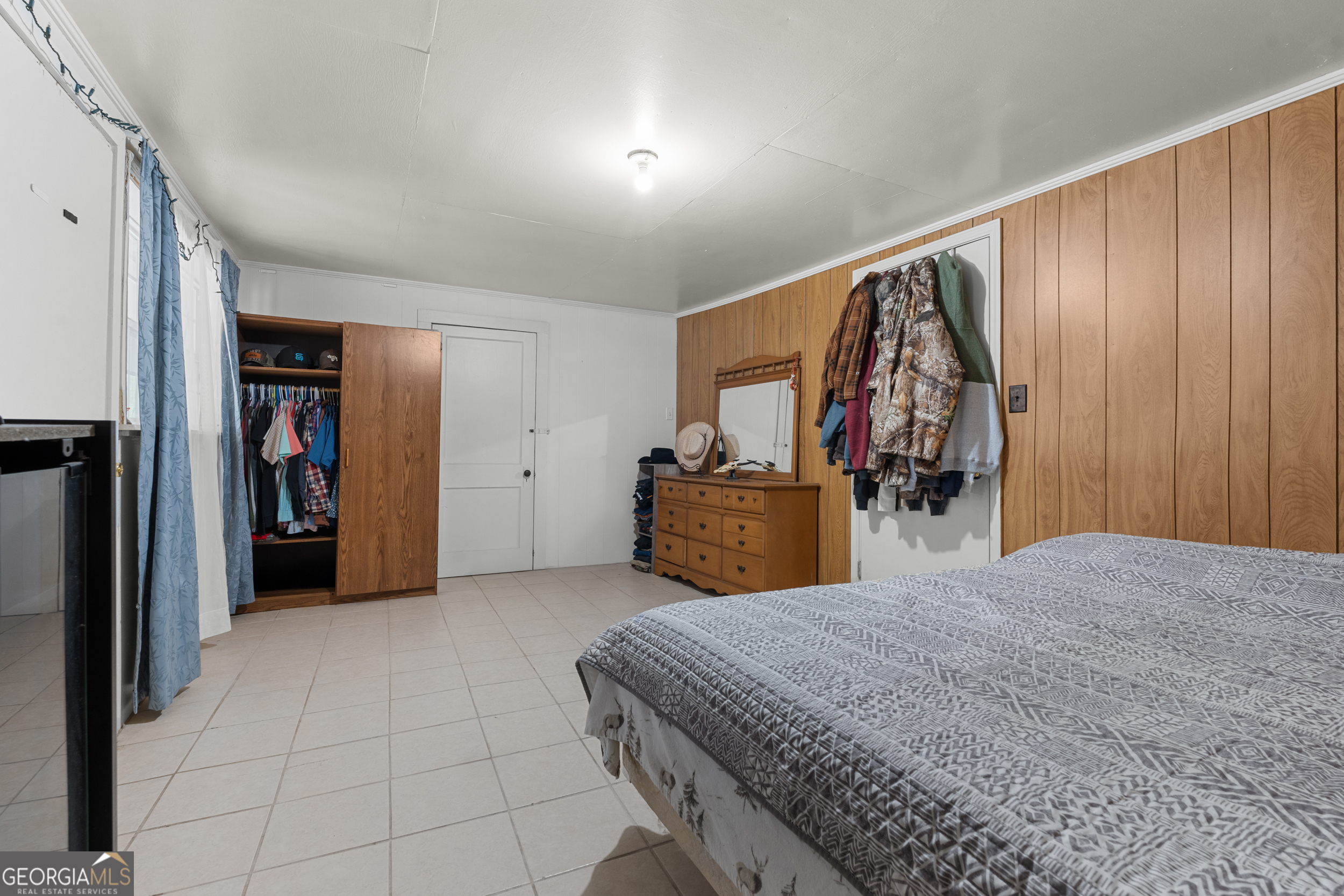 1135 N Masonic Street