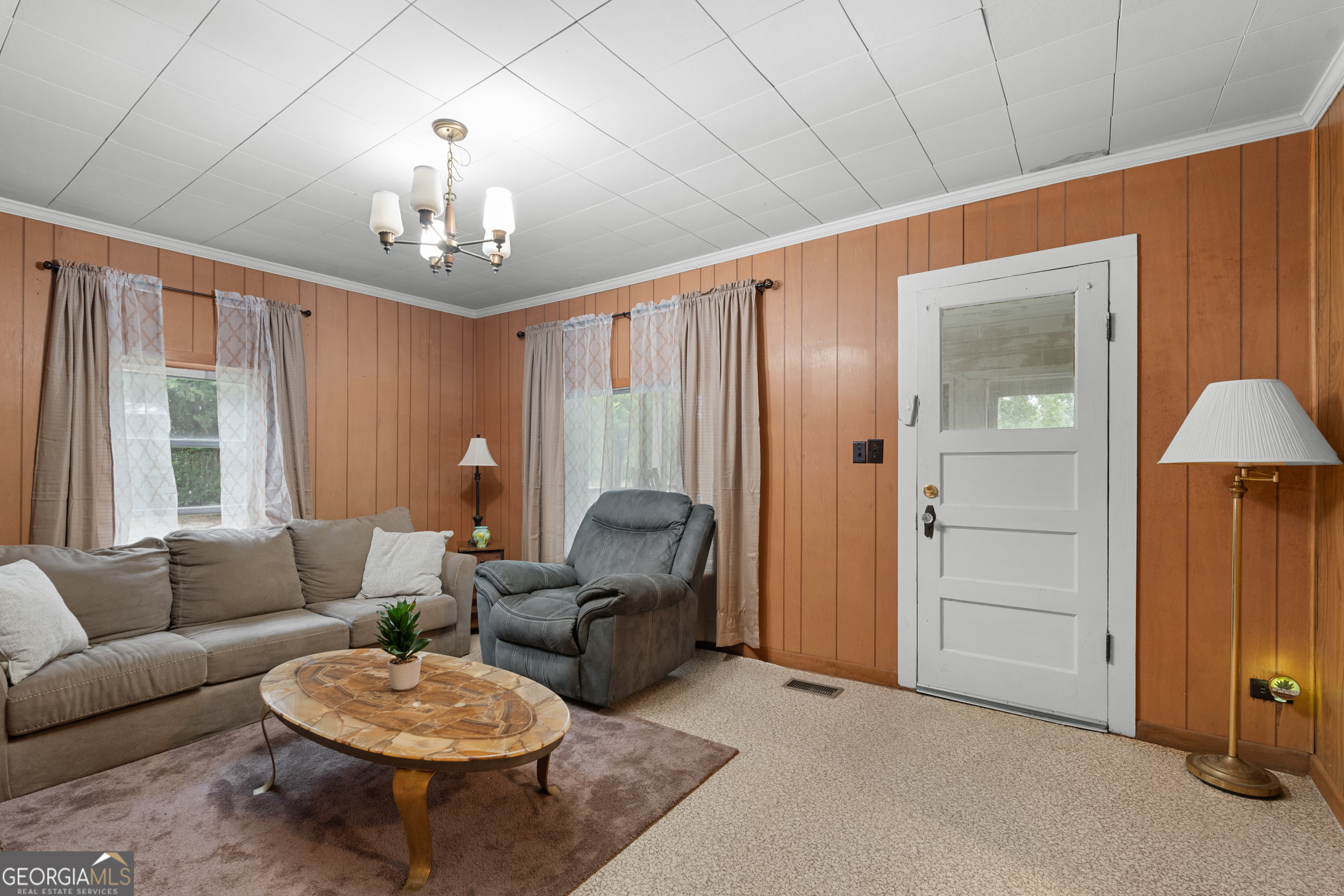 1135 N Masonic Street