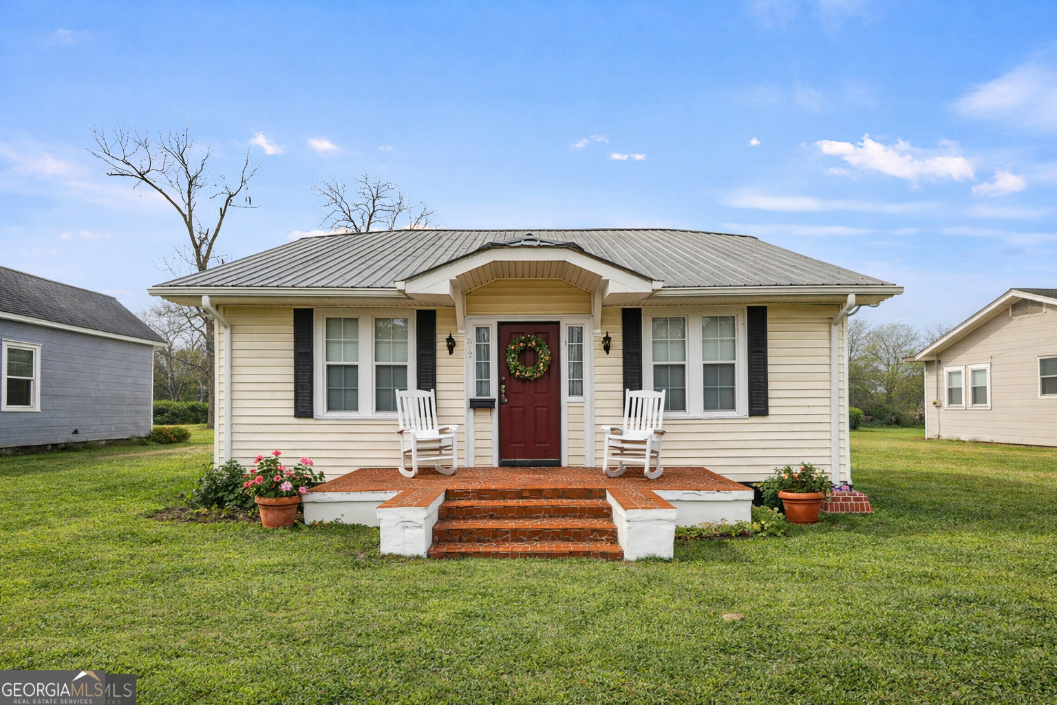 517 N Masonic Street