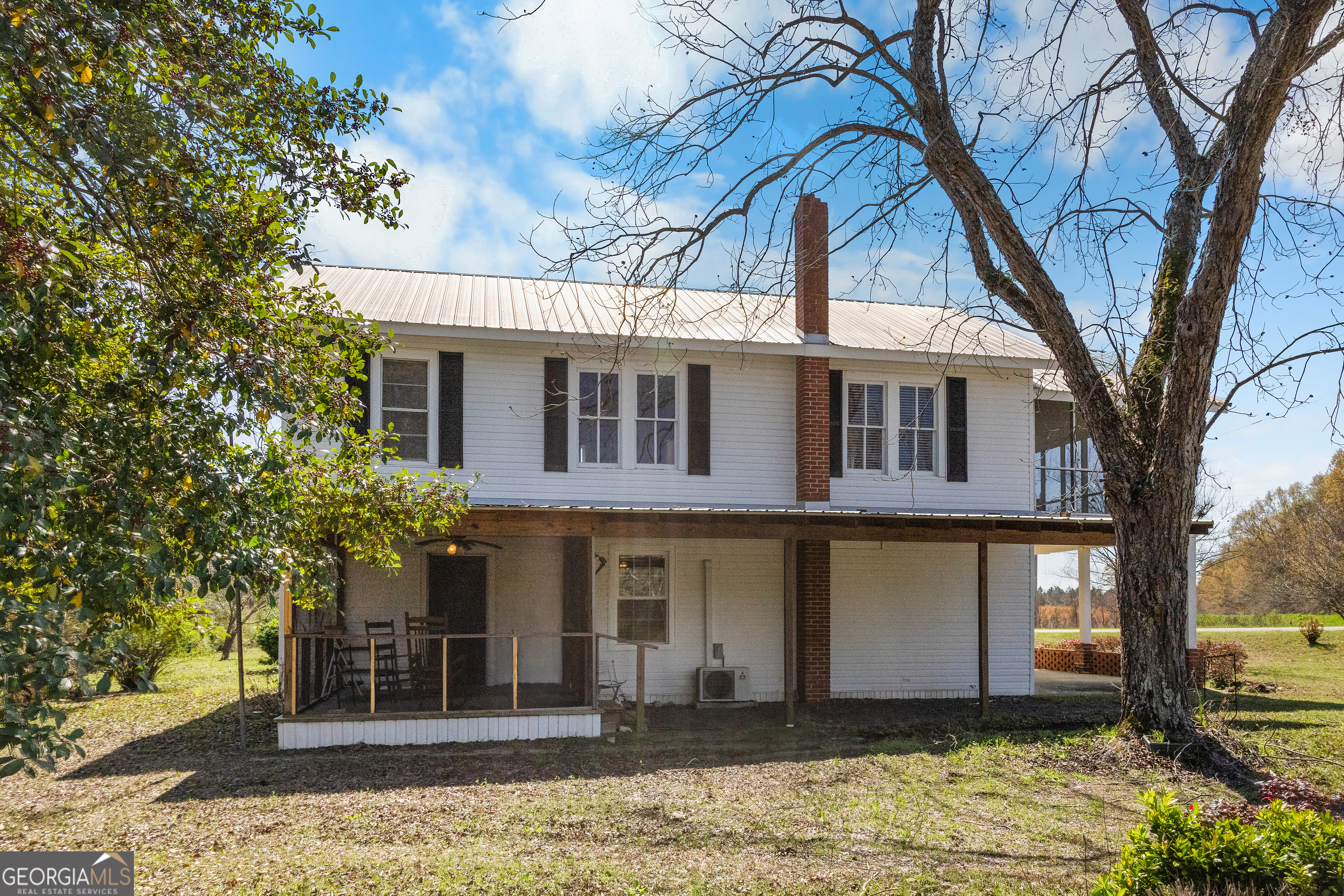 17332 Old River Road