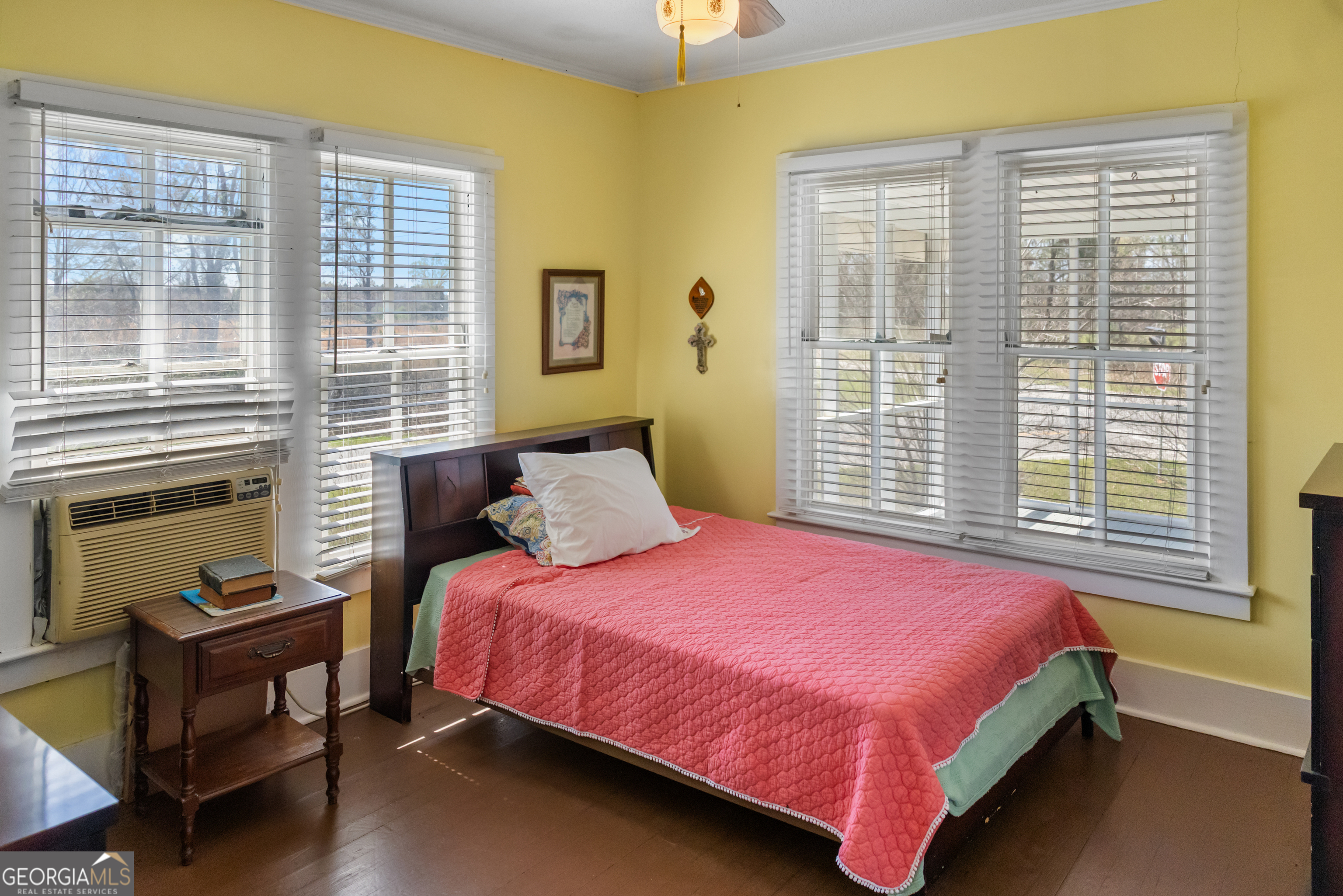 17332 Old River Road