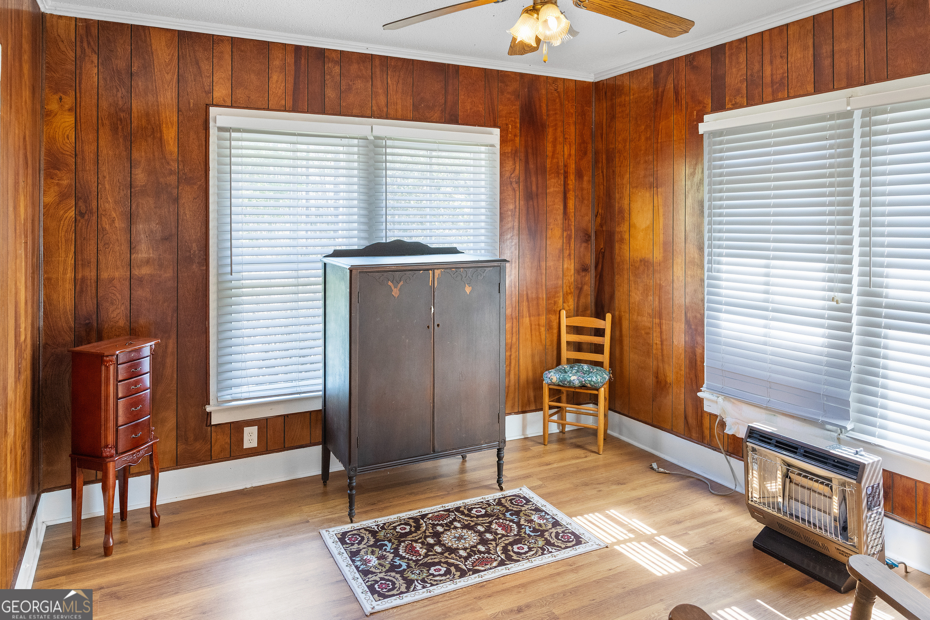 17332 Old River Road