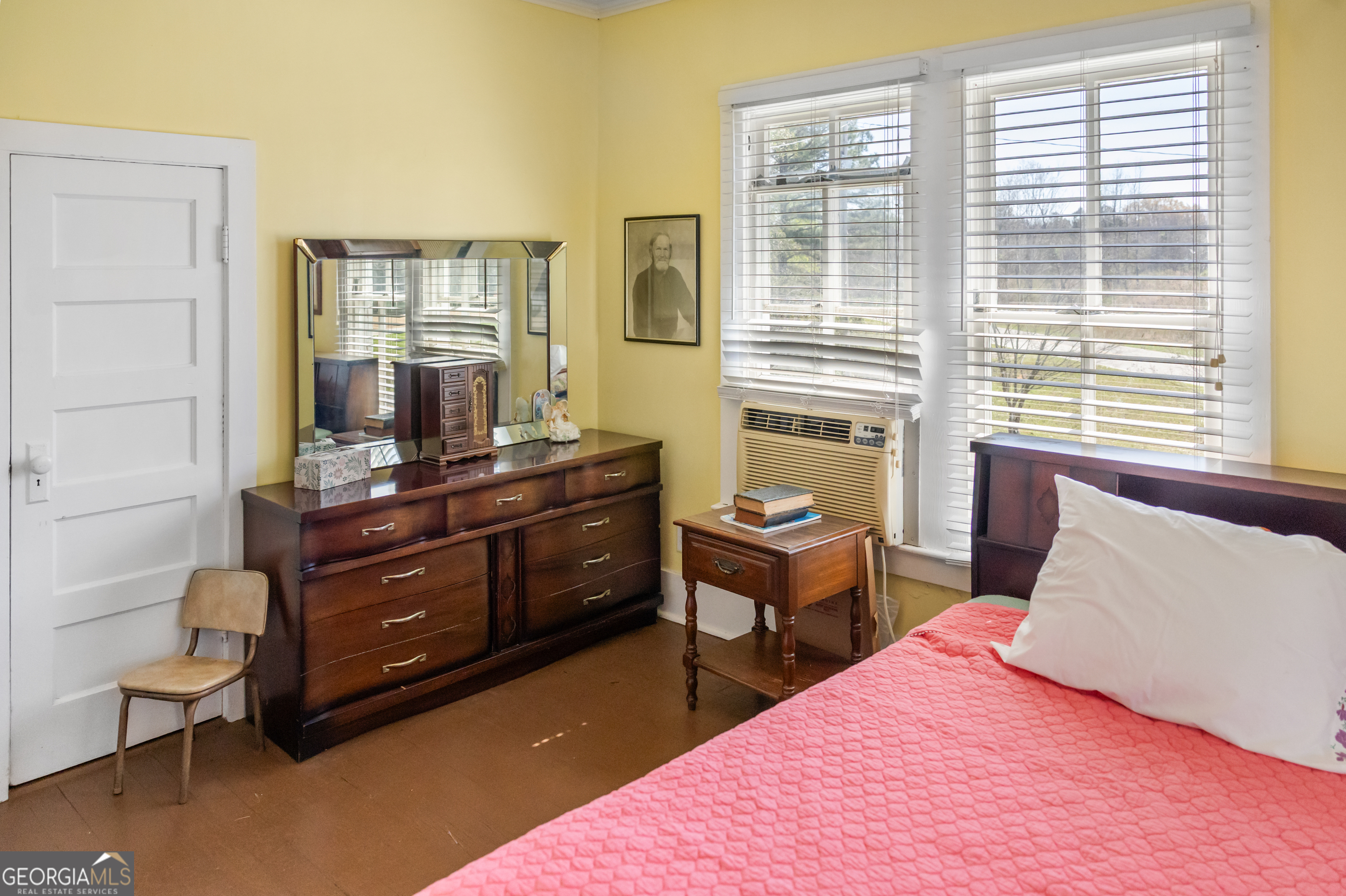 17332 Old River Road