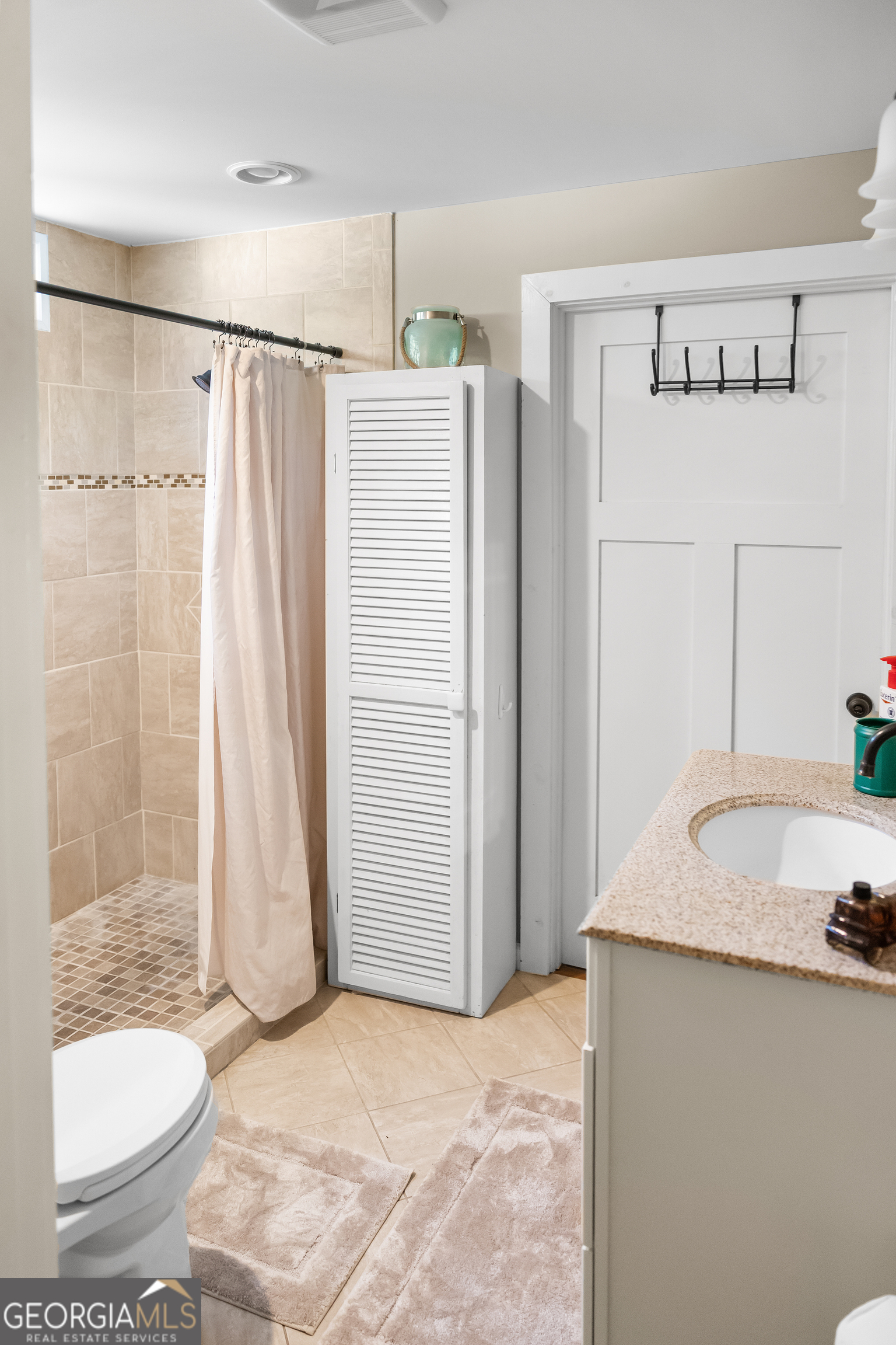 17332 Old River Road