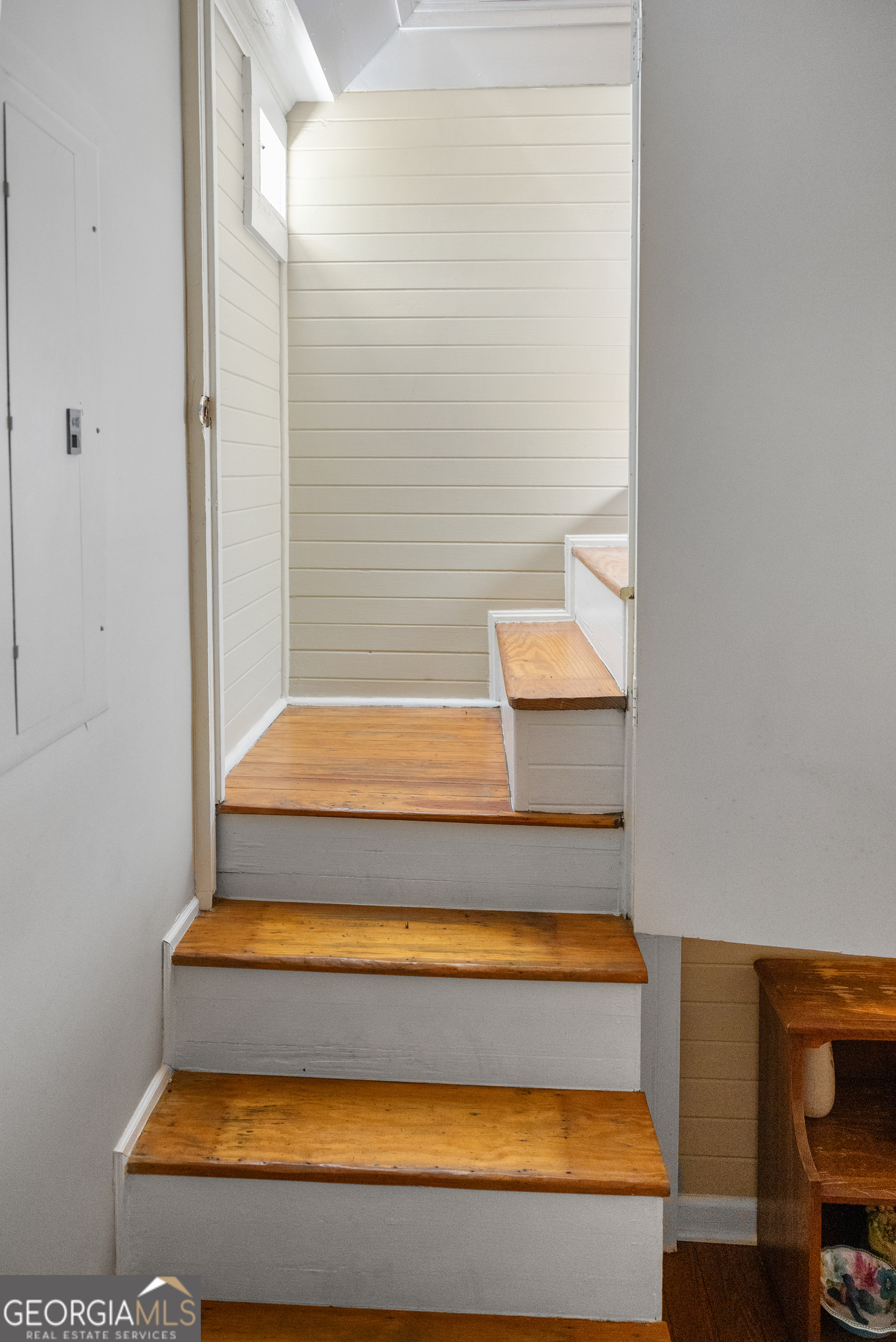 17332 Old River Road