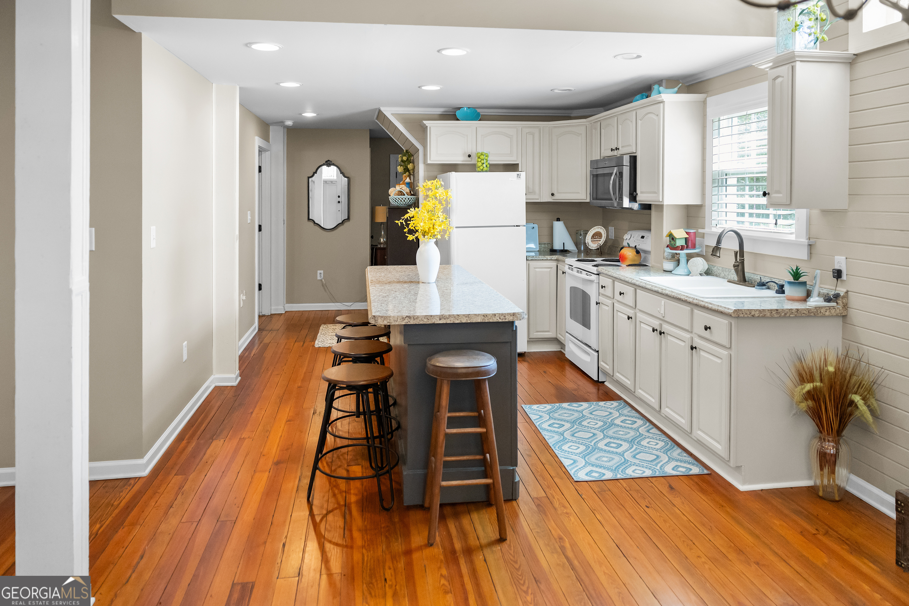 17332 Old River Road