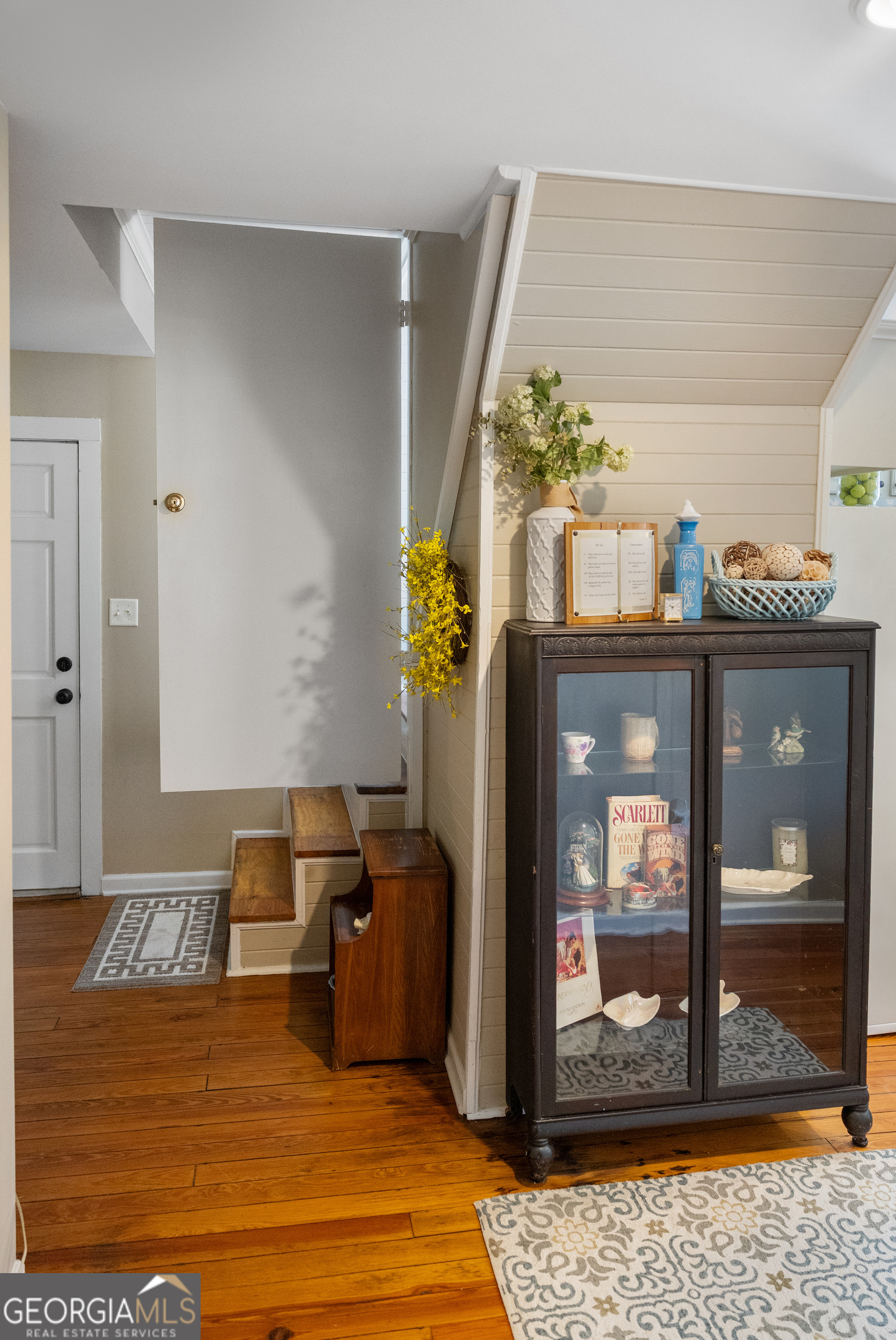 17332 Old River Road