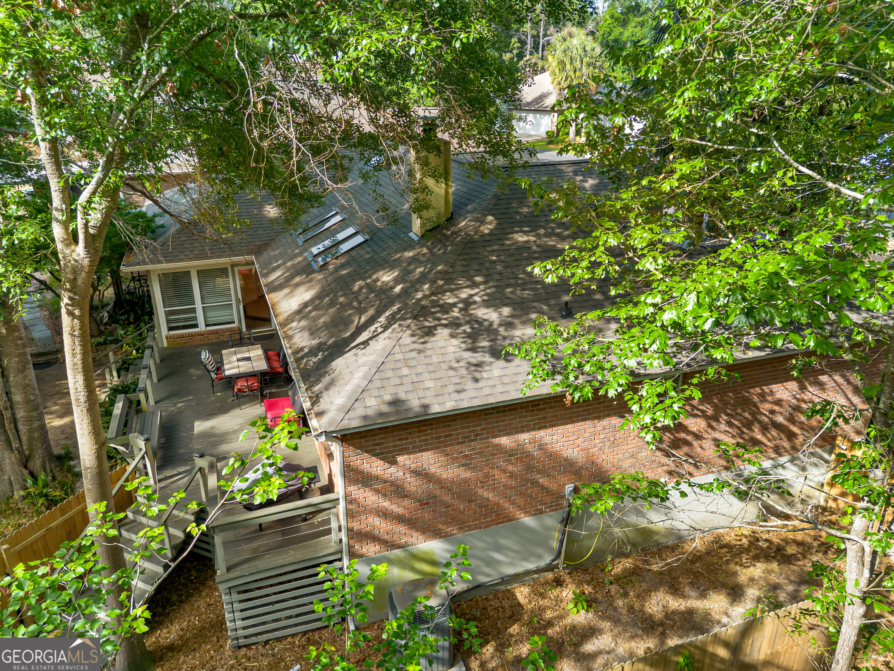 1666 Pondside Drive