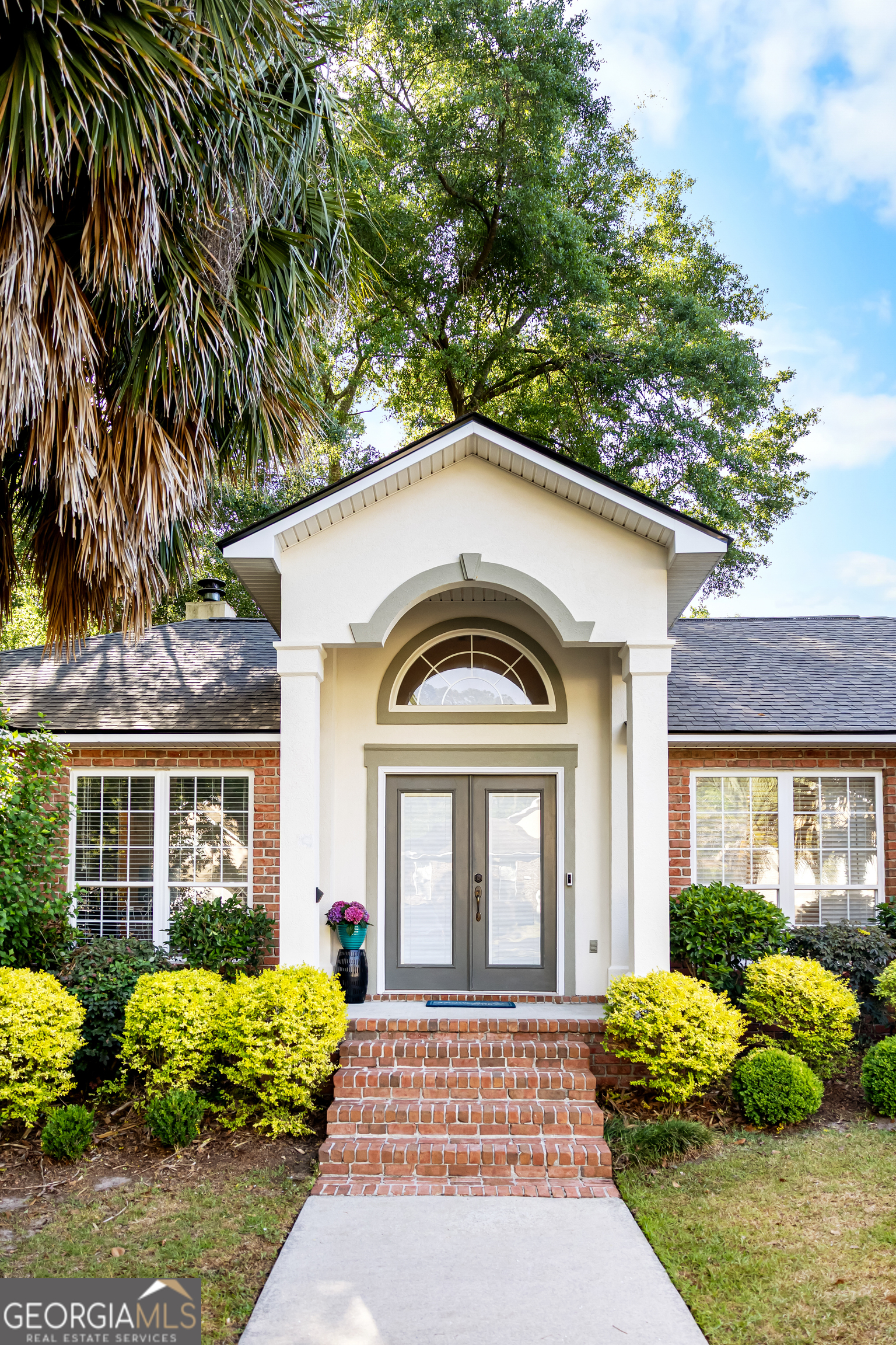 1666 Pondside Drive