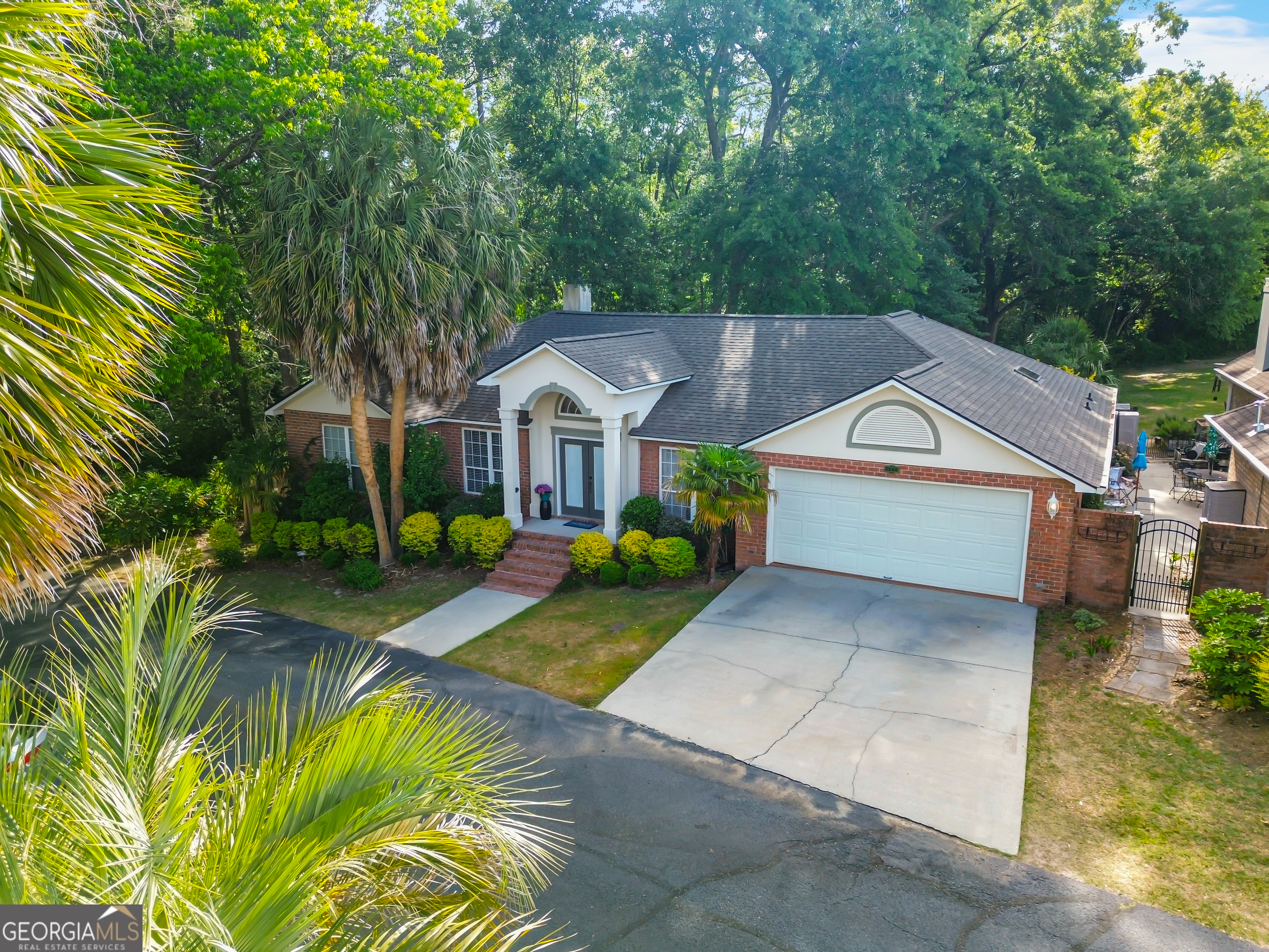 1666 Pondside Drive
