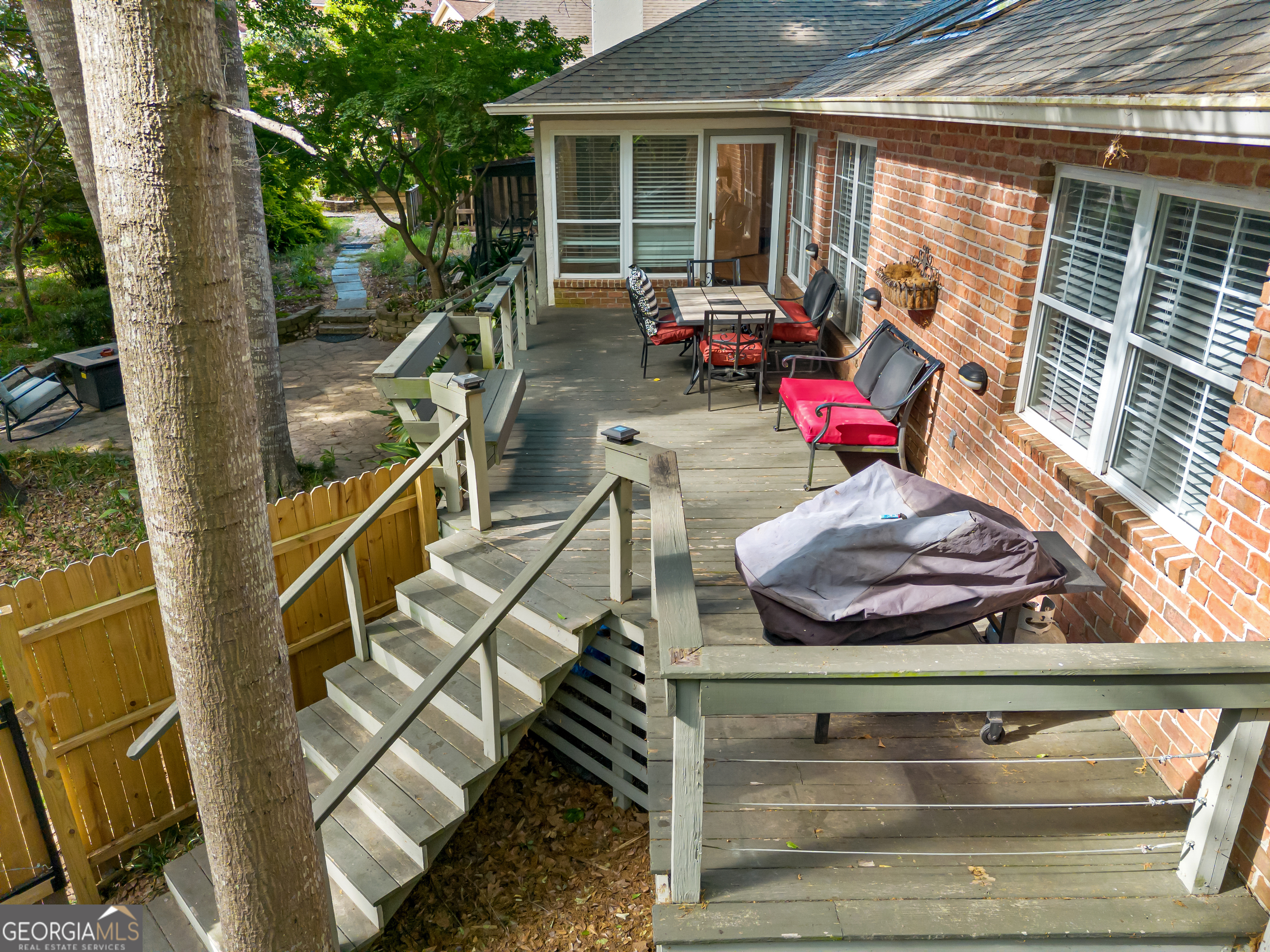 1666 Pondside Drive