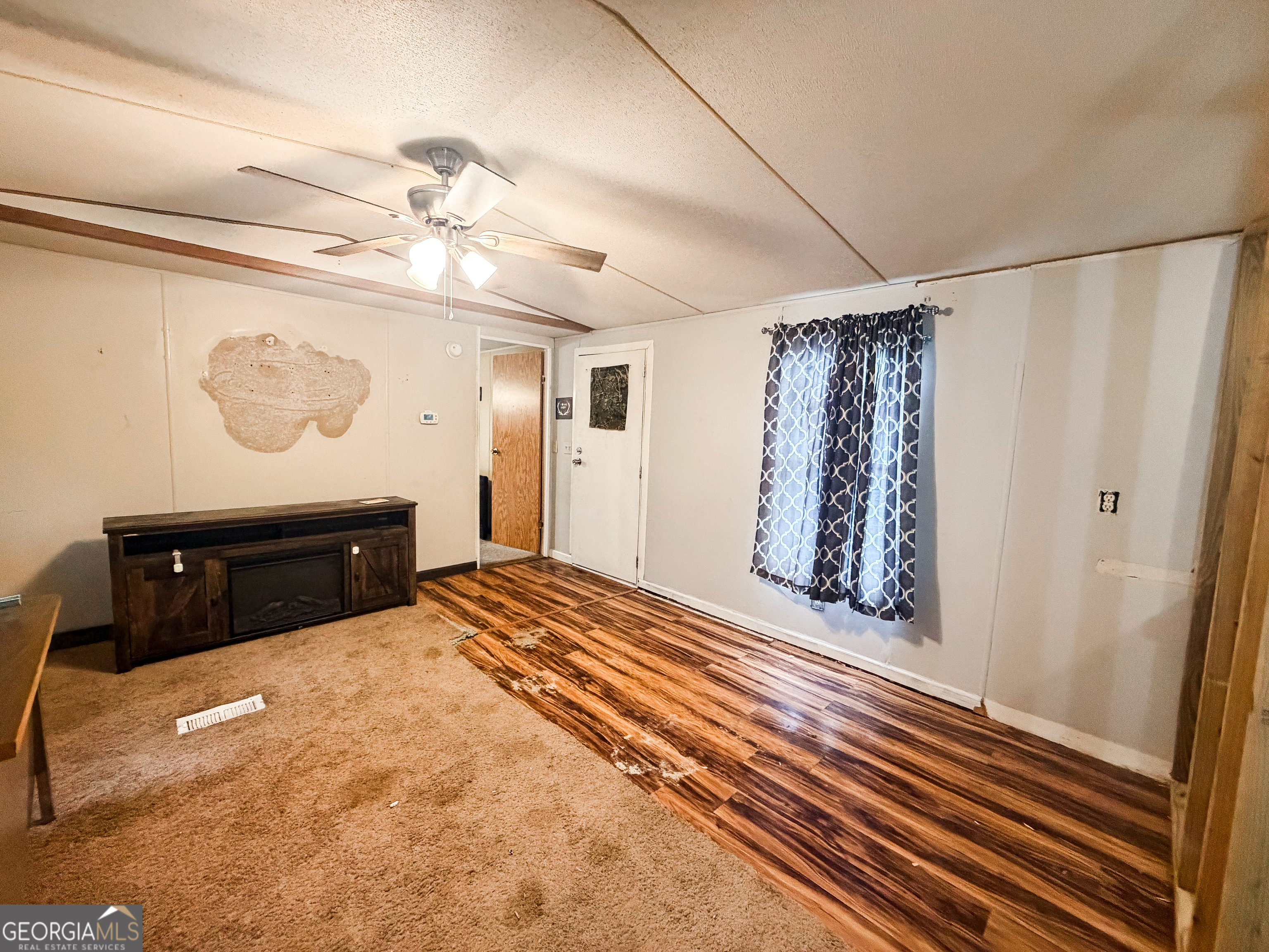 163 B Main Street