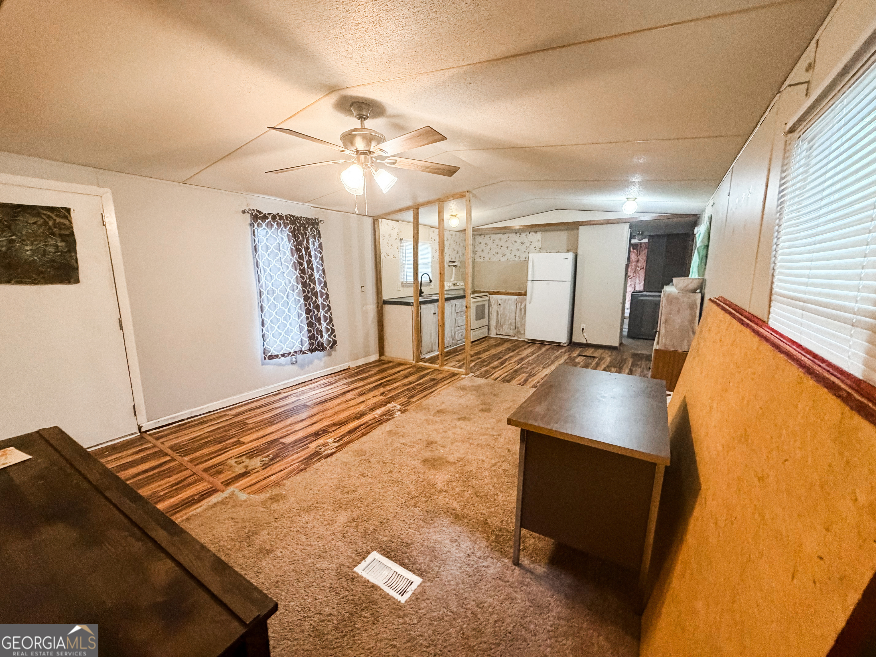 163 B Main Street