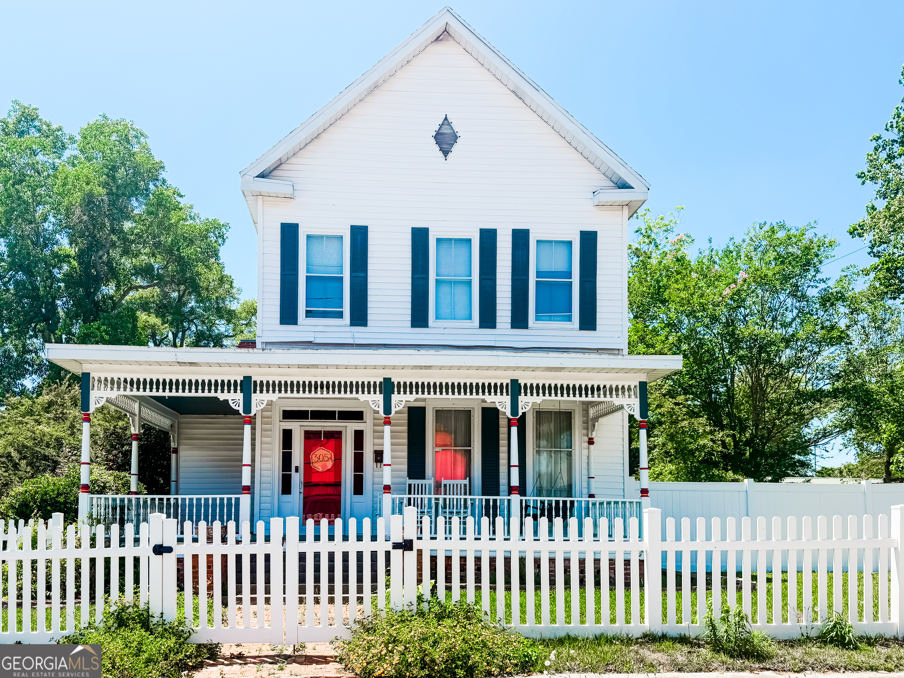 305 N Masonic Street