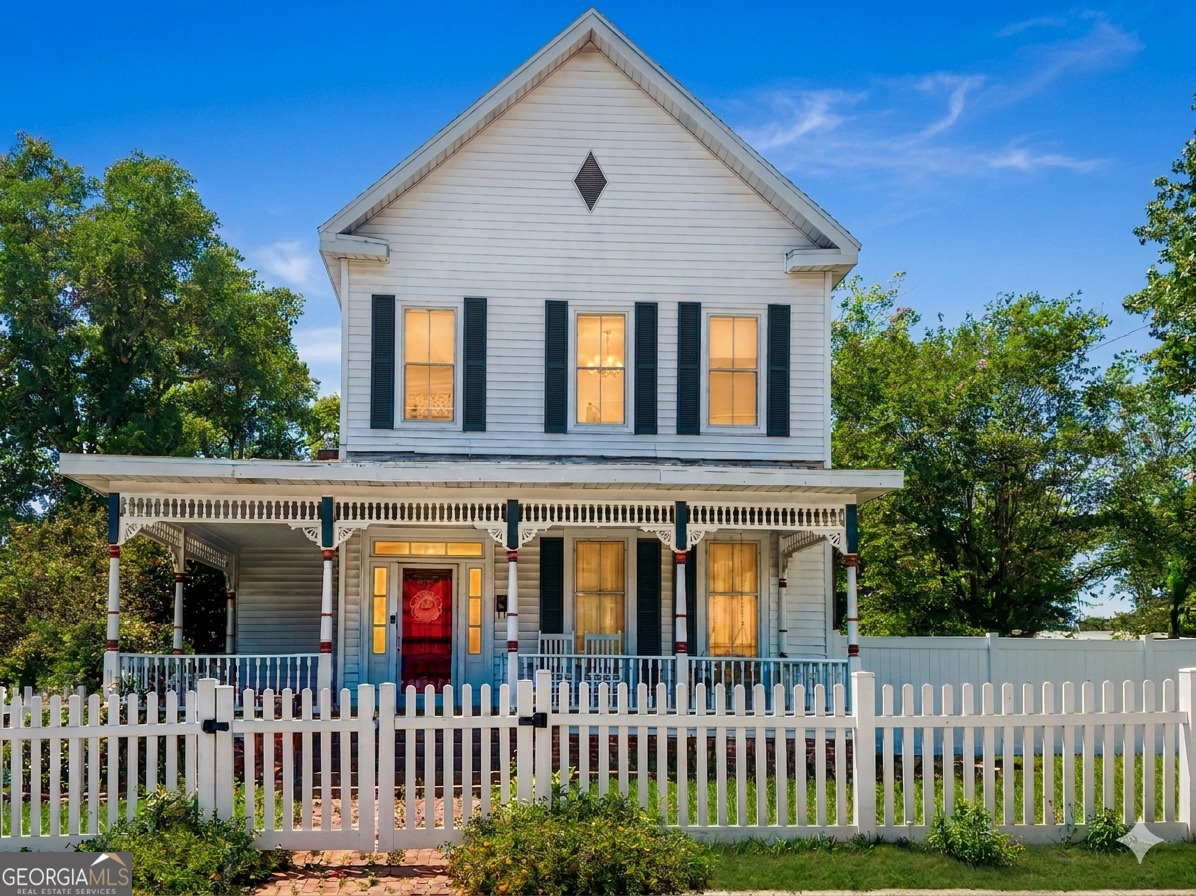 305 N Masonic Street