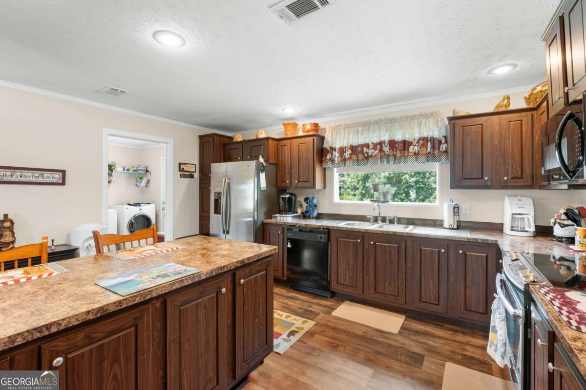 3516 Bennetts Landing Road
