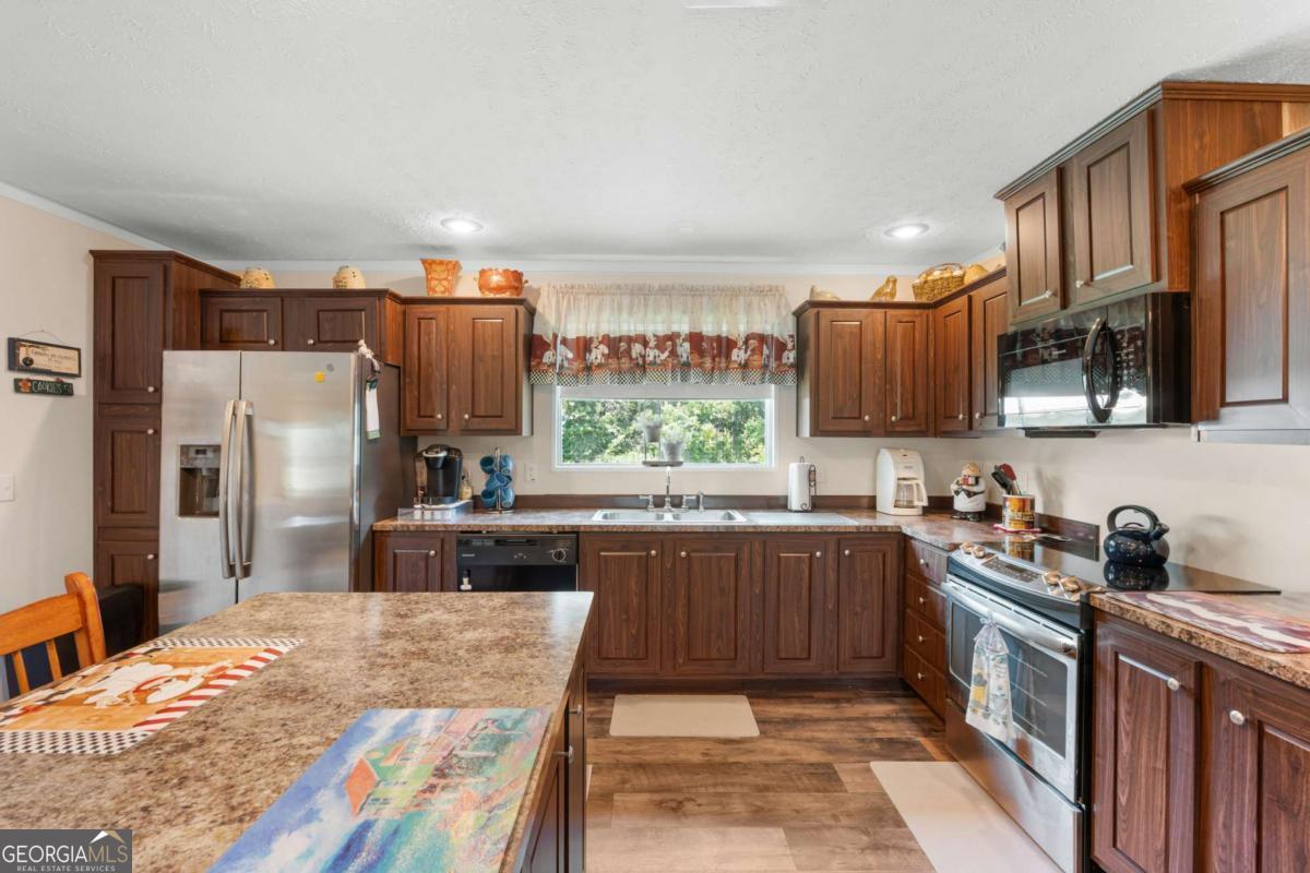 3516 Bennetts Landing Road