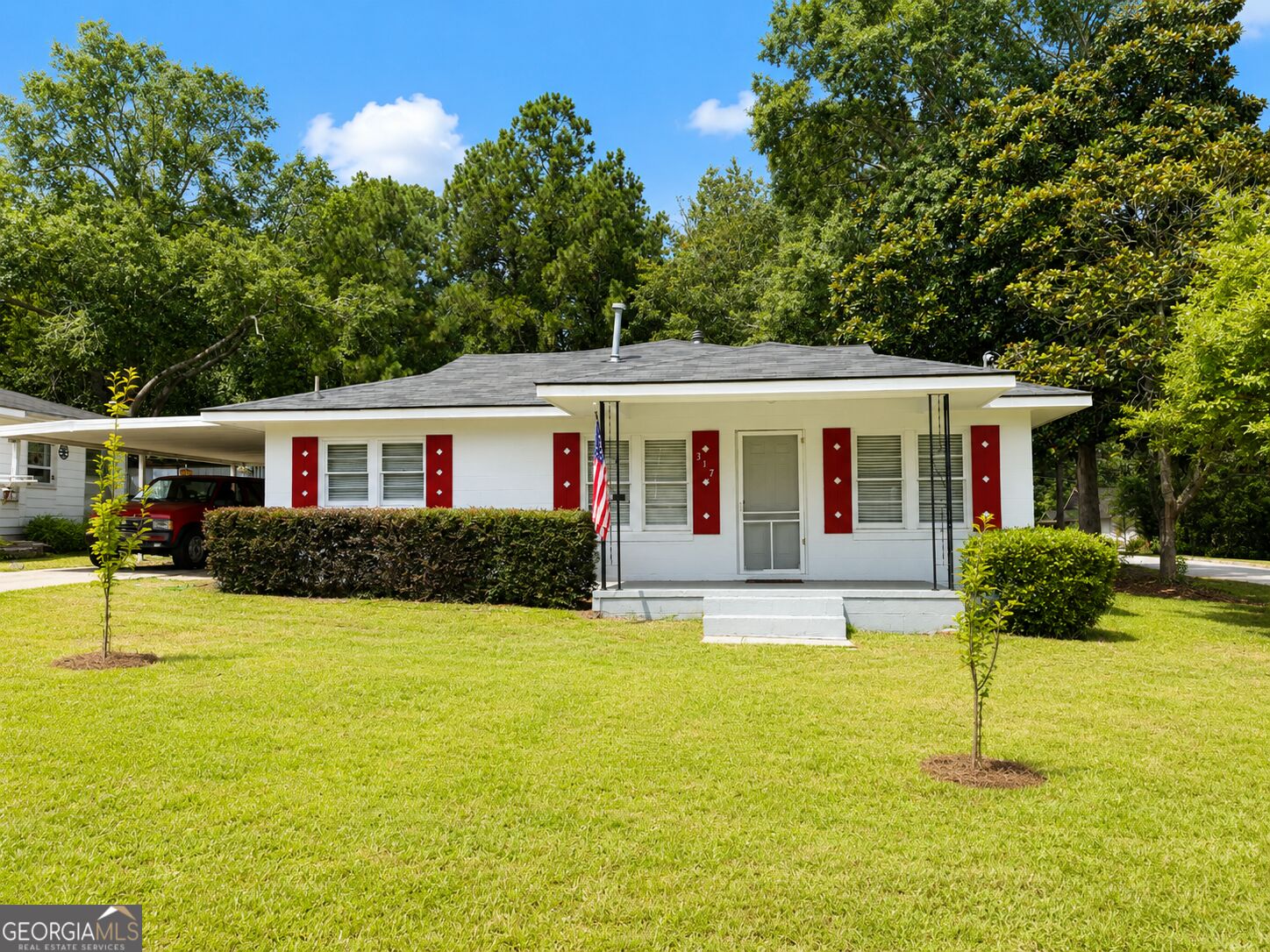 317 Peachtree Circle