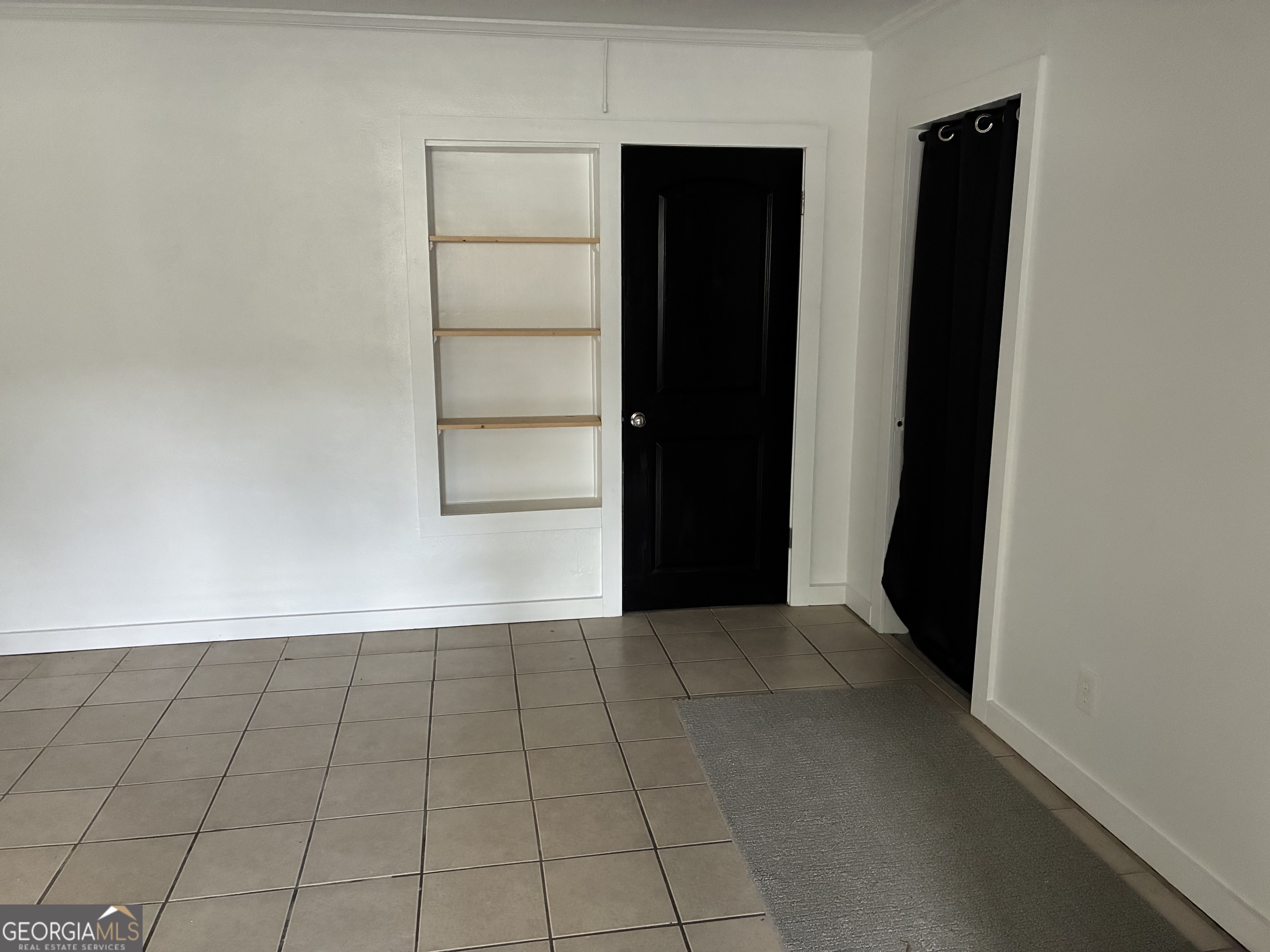 317 Peachtree Circle