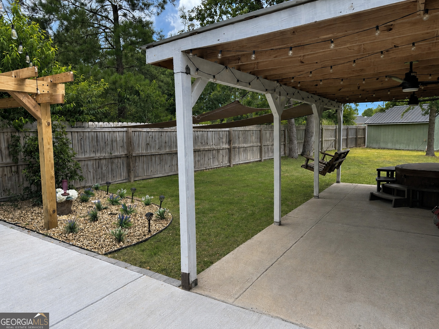305 White Willow Court