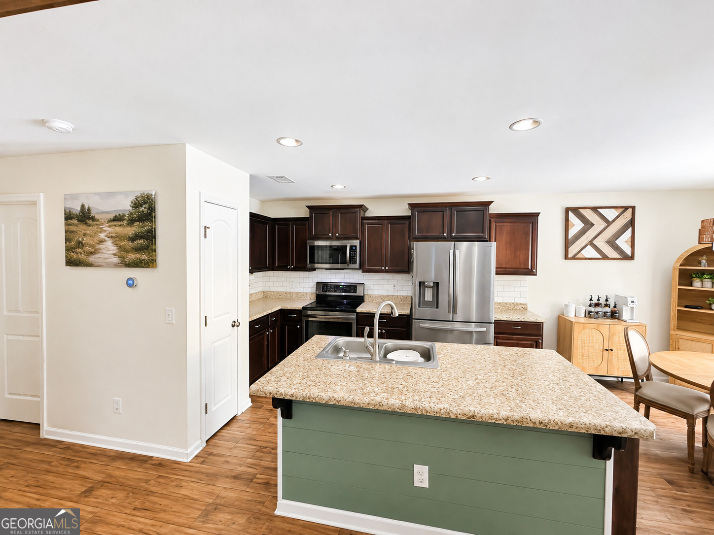 305 White Willow Court