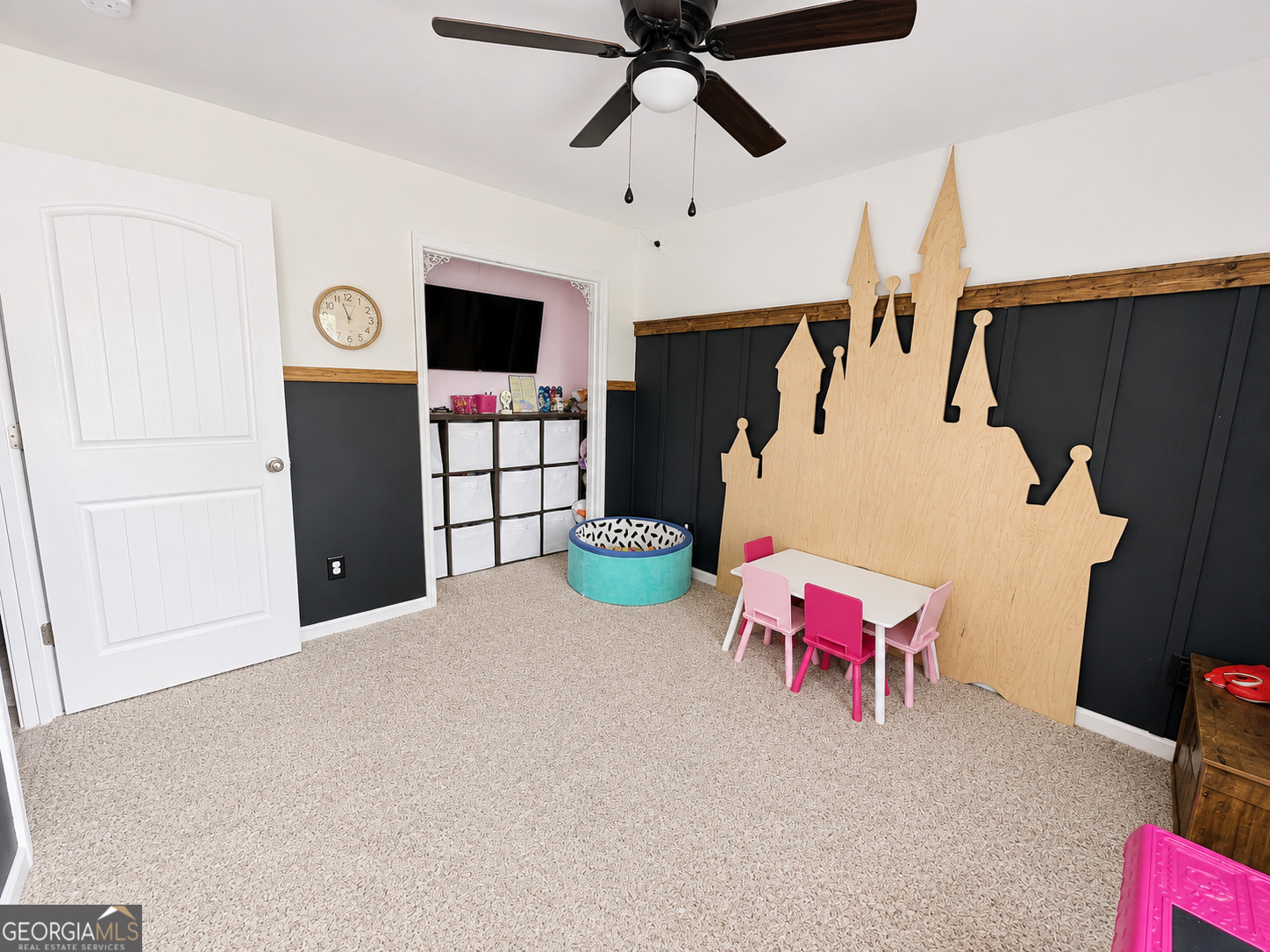 305 White Willow Court