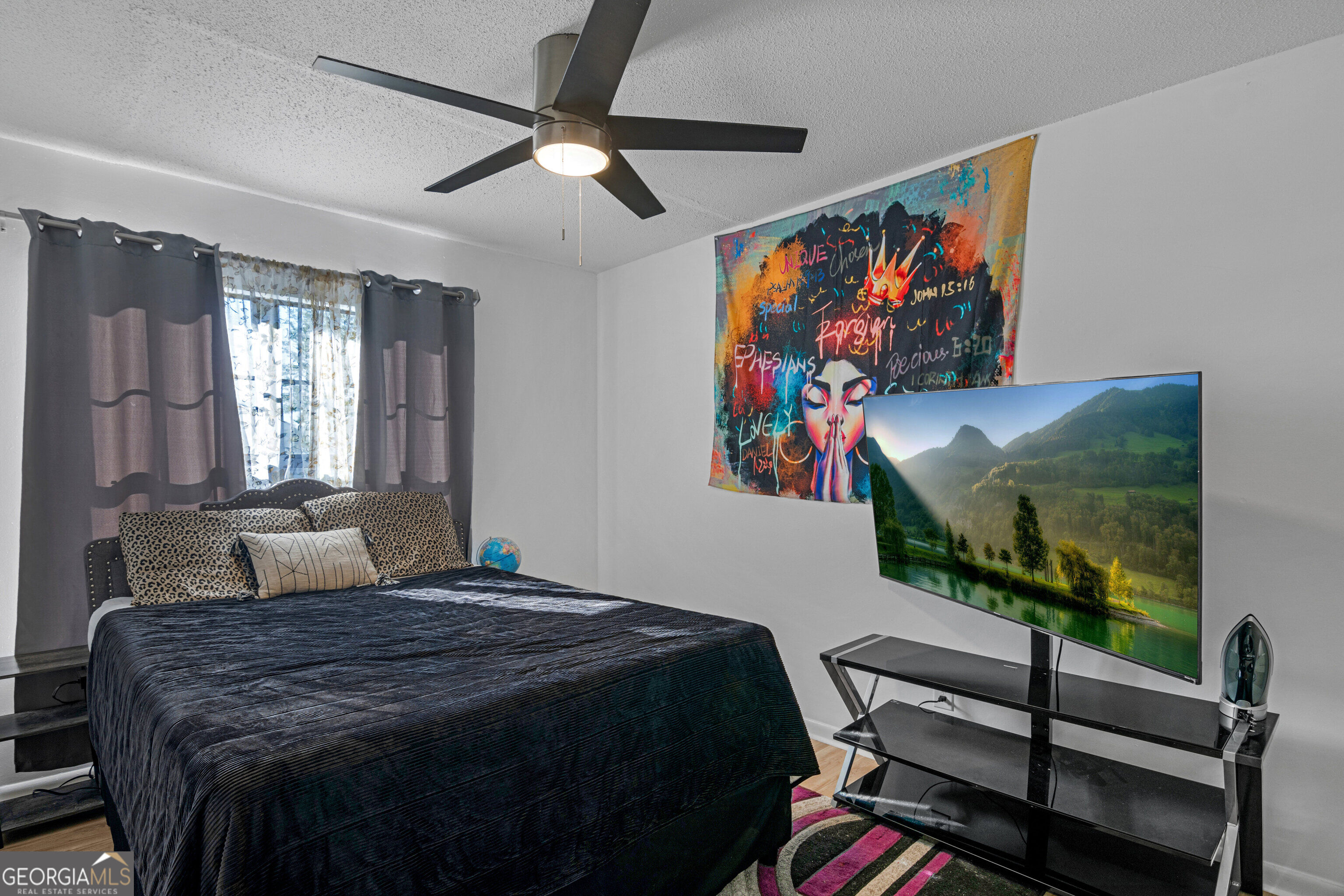 912 Pineland Avenue APT 4